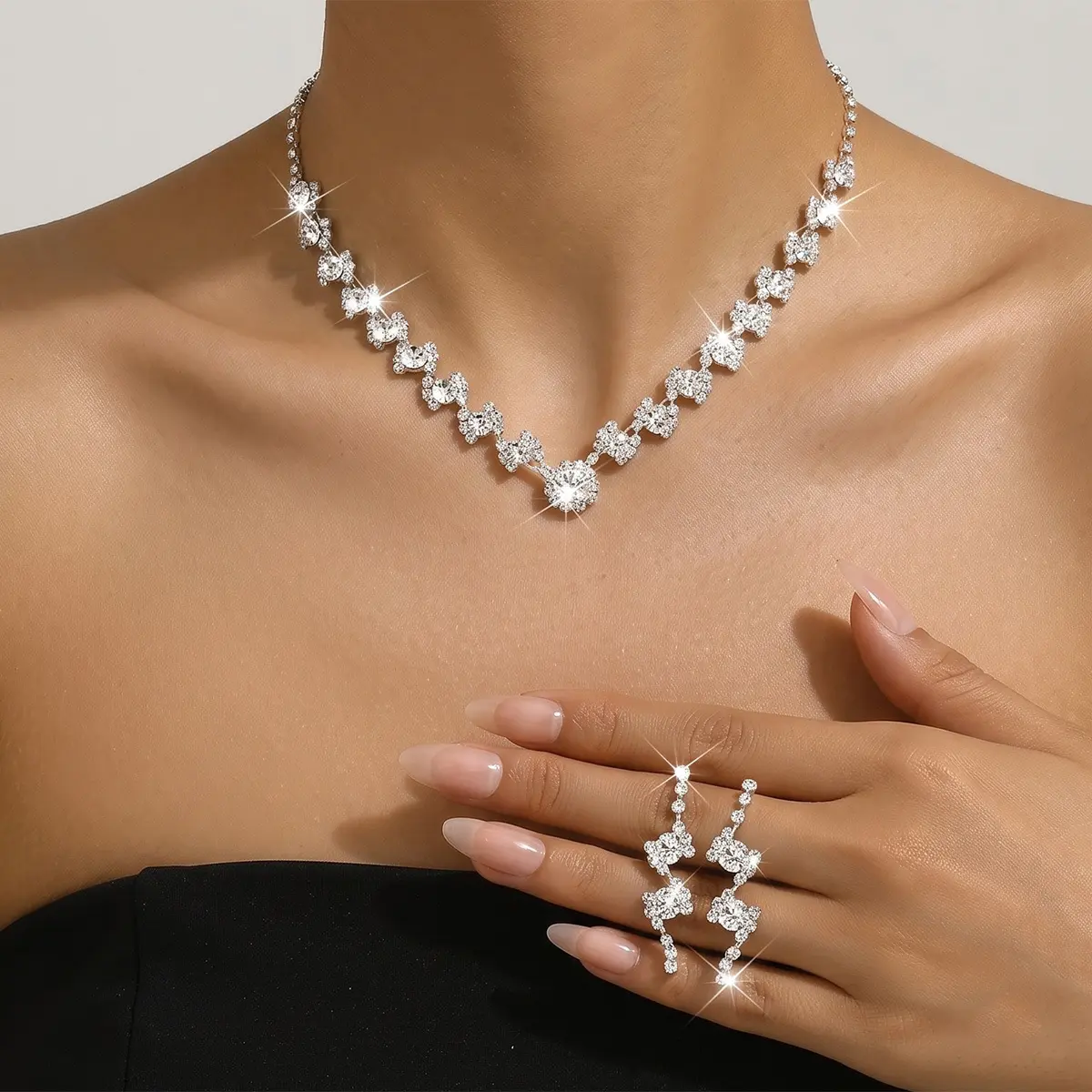 Loveden Jewelry Super Sparkling Rhinestone Necklace and Earrings Full Rhinestone Shining Necklace Dress Accessory