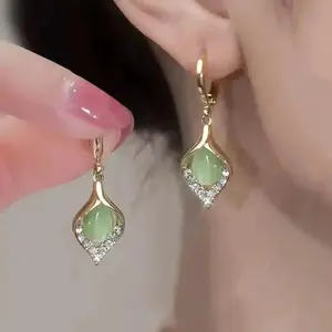 EVISPOL Fashion Angel Eye Hoop Earrings Gold Color Plated Rhinestones Inlay Tulip Petal Hoop Earring Women's Party Jewelry
