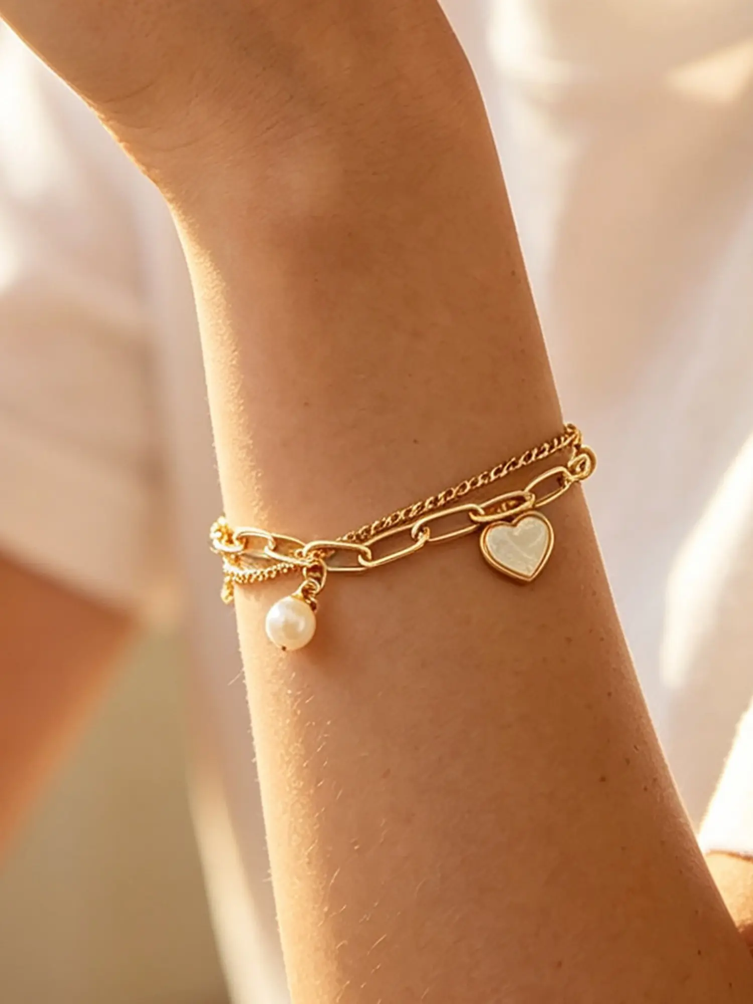 Double Layer Cuban Link Bracelet, Exquisite Pretty Bracelet, 304 Stainless Steel, Mother-Of-Pearl Heart Pearl, Stackable Design, Versatile Jewelry for All