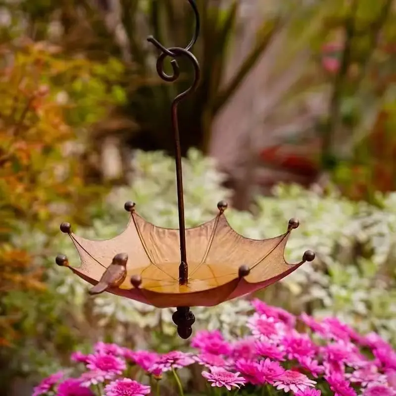 European Vintage Iron Umbrella Bird Bath, Hanging Bird Feeder for Garden, Outdoor Lawn Landscape Decorative Accessory Decoration