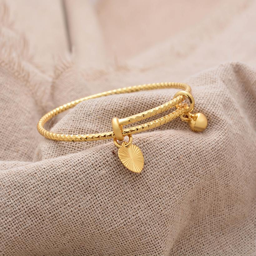 Gold Color Bangle for Girls/Baby/Kids Charm Gypsophila Bracelet Small Bell  Heart Jewelry Child Christmas Gifts