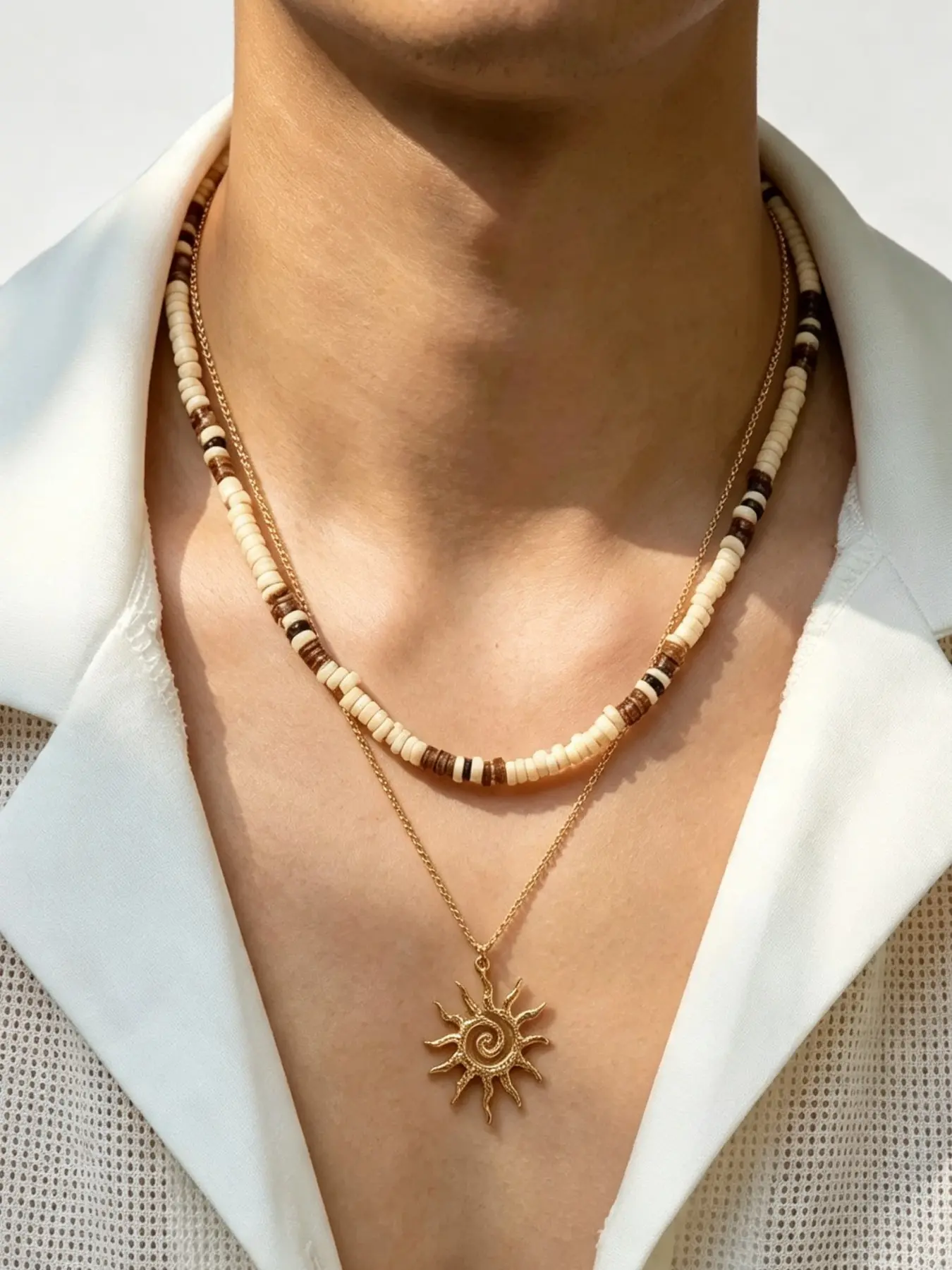 2 pieces / set of men's daily wear and party necklaces set, retro Bohemian shell decorated pearl and bead string necklace, with sun-shaped bead design, minimalist and fashionable men's accessory, suitable for beach vacation wearing jewelry set.