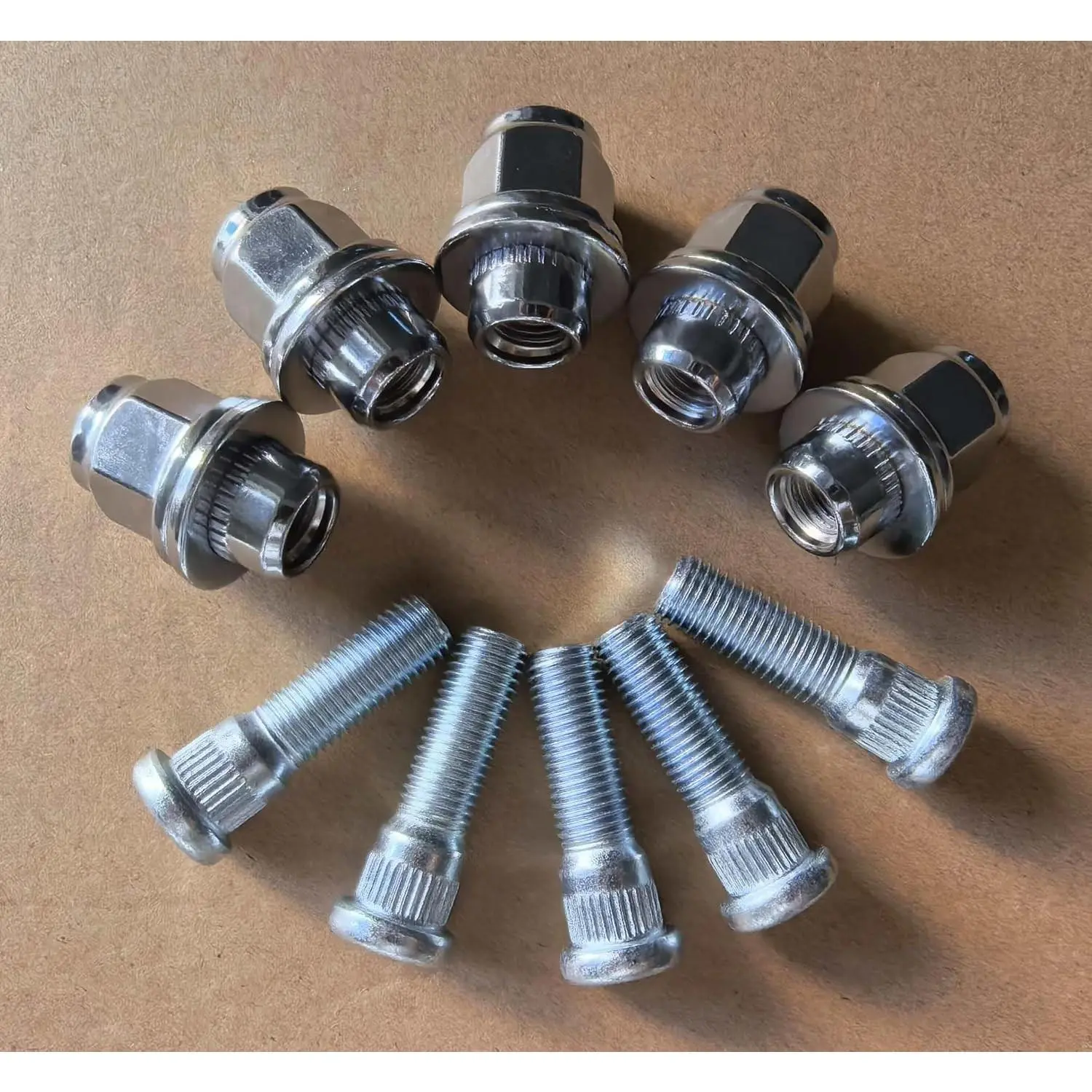 5pcs Rear Wheel Studs M12x1.5 44.5mm Length 0.56 in. Knurl with Lug Nuts Replacement 610-312 for Toyota Hiace Hilux 4Runner Land Cruiser Mitsubishi L200 Montero