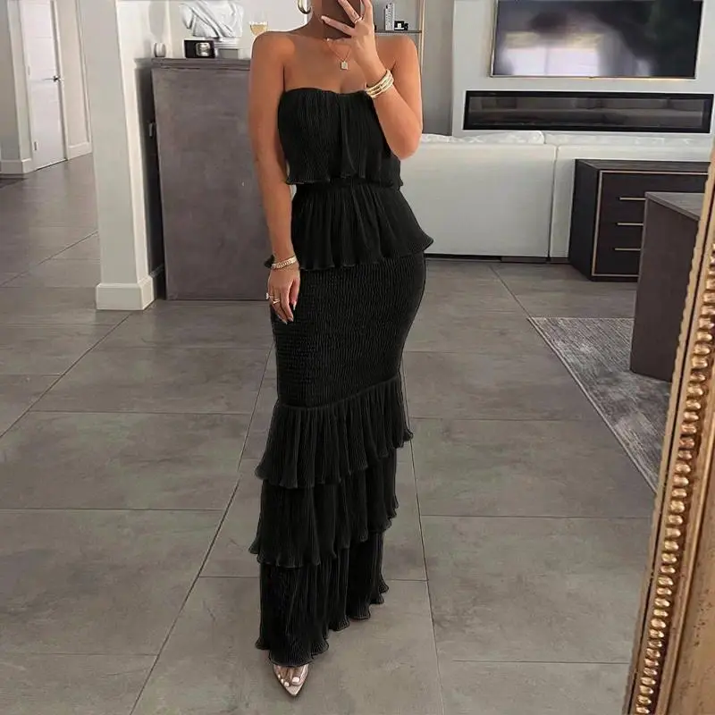 Women's Sleeveless Bandeau Dress - Shirred, Ruffle Hem, Layered Design - Wedding Guest Sundress for Womenswear