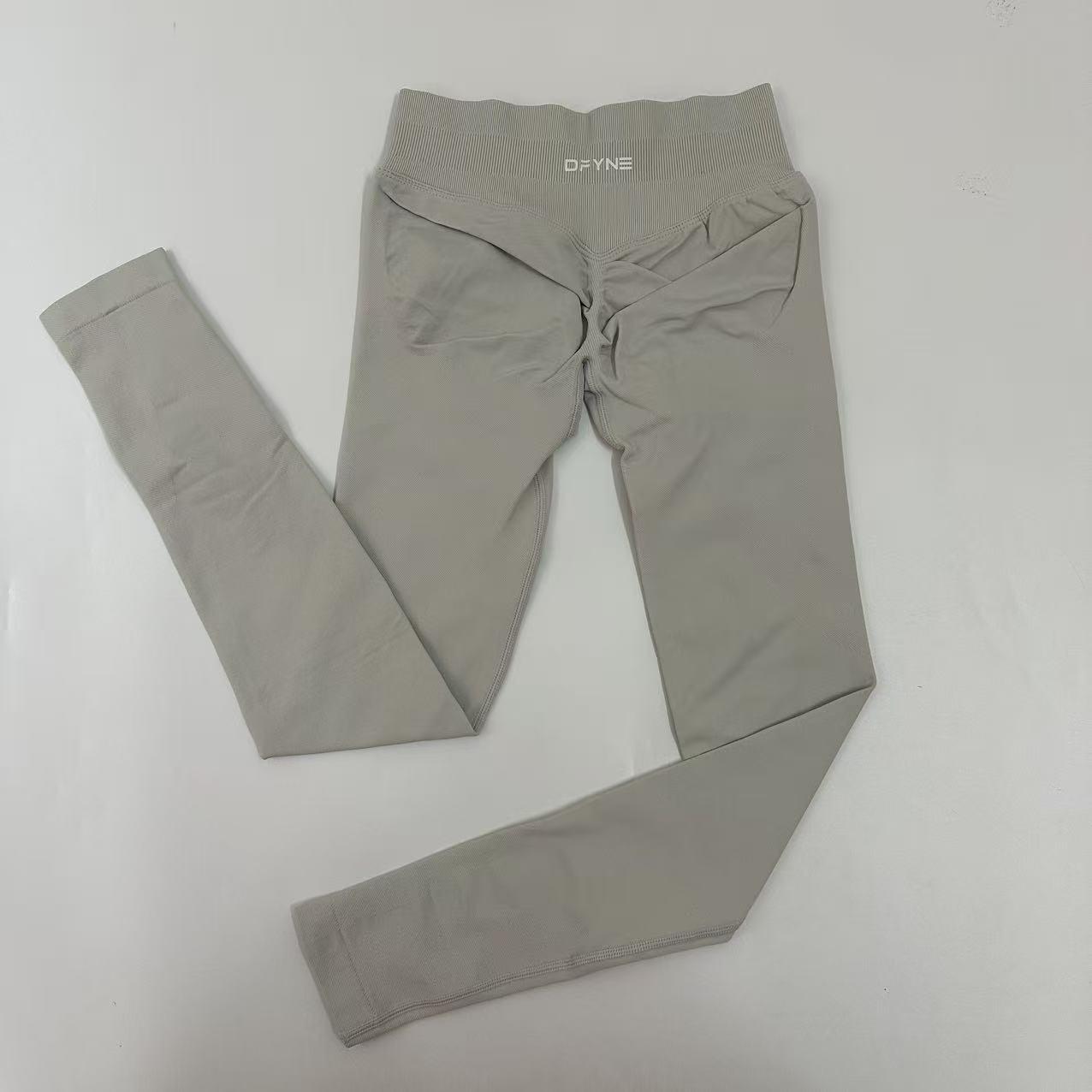 Dfyne Impact High-waist women's tight-fitting trousers and seamless yoga pants, suitable for sports, cycling and outdoor activities.