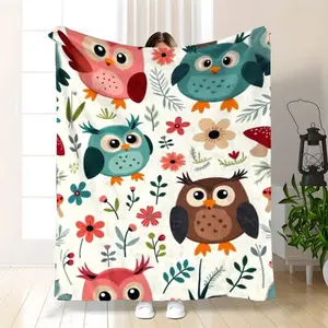 1Pc Extra Large Soft Flannel Blanket With Cute Owl Design |   30S Yarn Thick Cozy Bedspread, All-Season Comforter For Bed, Sofa, Camping & Travel Throw, Colorful Owl Theme Bedding Accessory, Polyester
