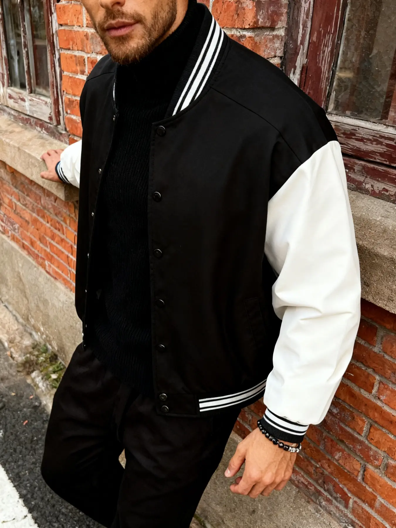 Men's casual jacket with button front and snap closure - baseball collar design, stylish and versatile baseball jacket, made of polyester fiber and easy to care for fabric, suitable for daily casual and sports wear - spring and autumn seasons