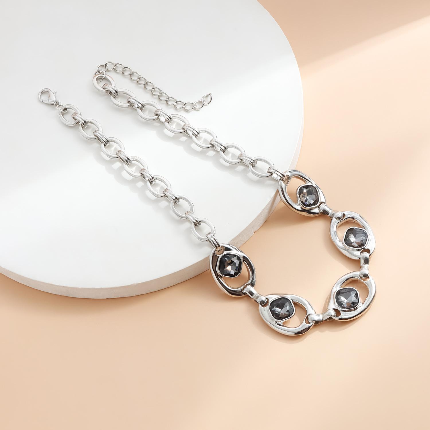 Statement Y Drop Lariat Necklaces for Women Chunky Silver Heavy Metal Chain Black Crystal Rhinestone Pendant Punk Goth Party Dress Everyday Streetwear Trendy Jewelry Gifts