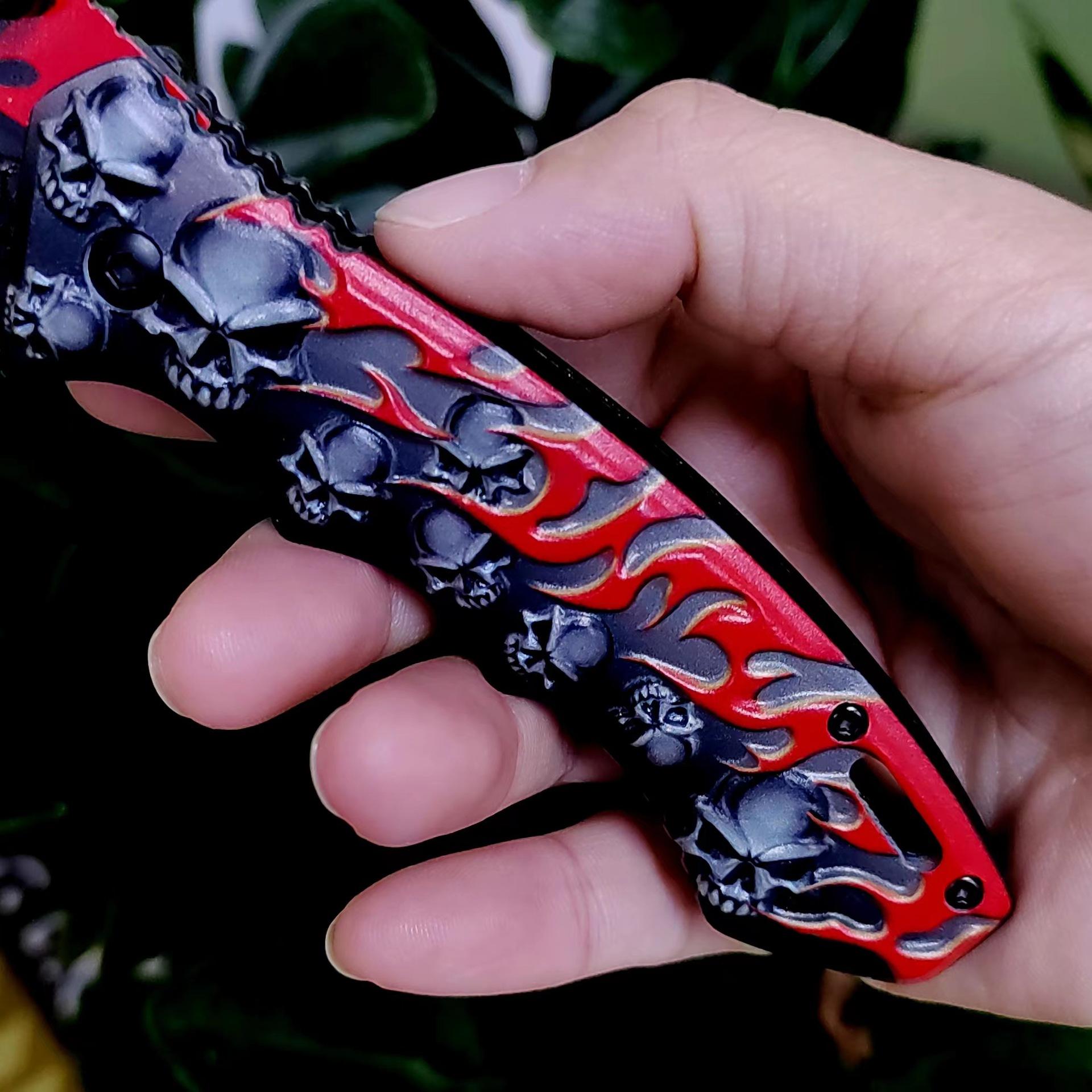 Wholesale in-stock 3D skull pattern folding knife stainless steel outdoor survival folding knife outdoor mini knife