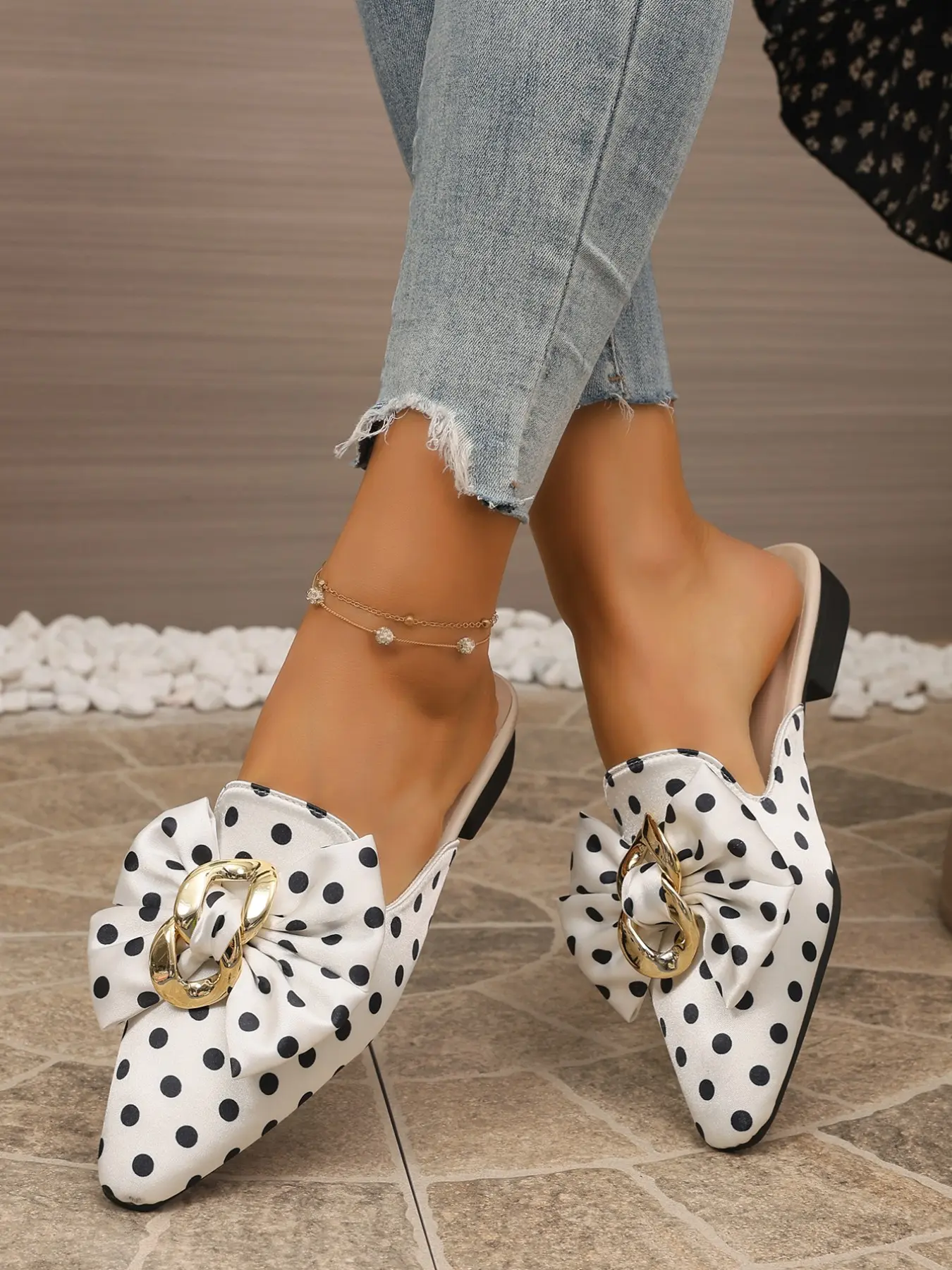Women's Fashion Polka Dot Bow Mules, Mule Flats, Slip-On Shoes, Pointed Toe, Lightweight, Summer Beach, Casual, Comfortable, Durable, Elegant Party Shoes, Elegant Footwear