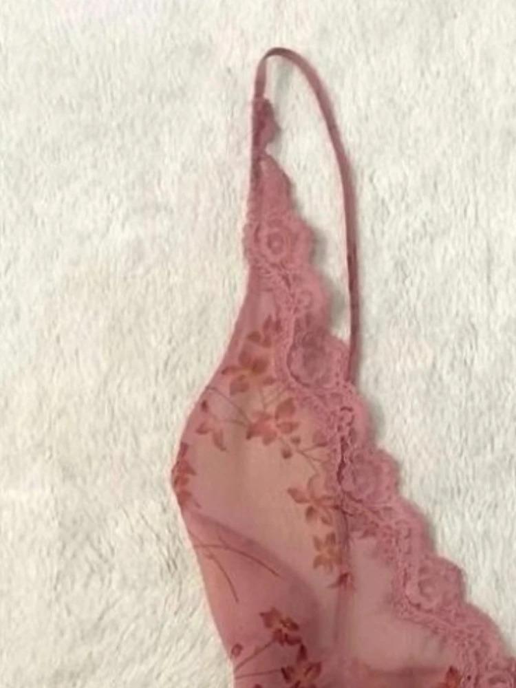 French See Through Sexy Suspender Top Women New Vintage V-neck Lace Vest Hot Girl Print Casual High Street Camis 2000s Outfits