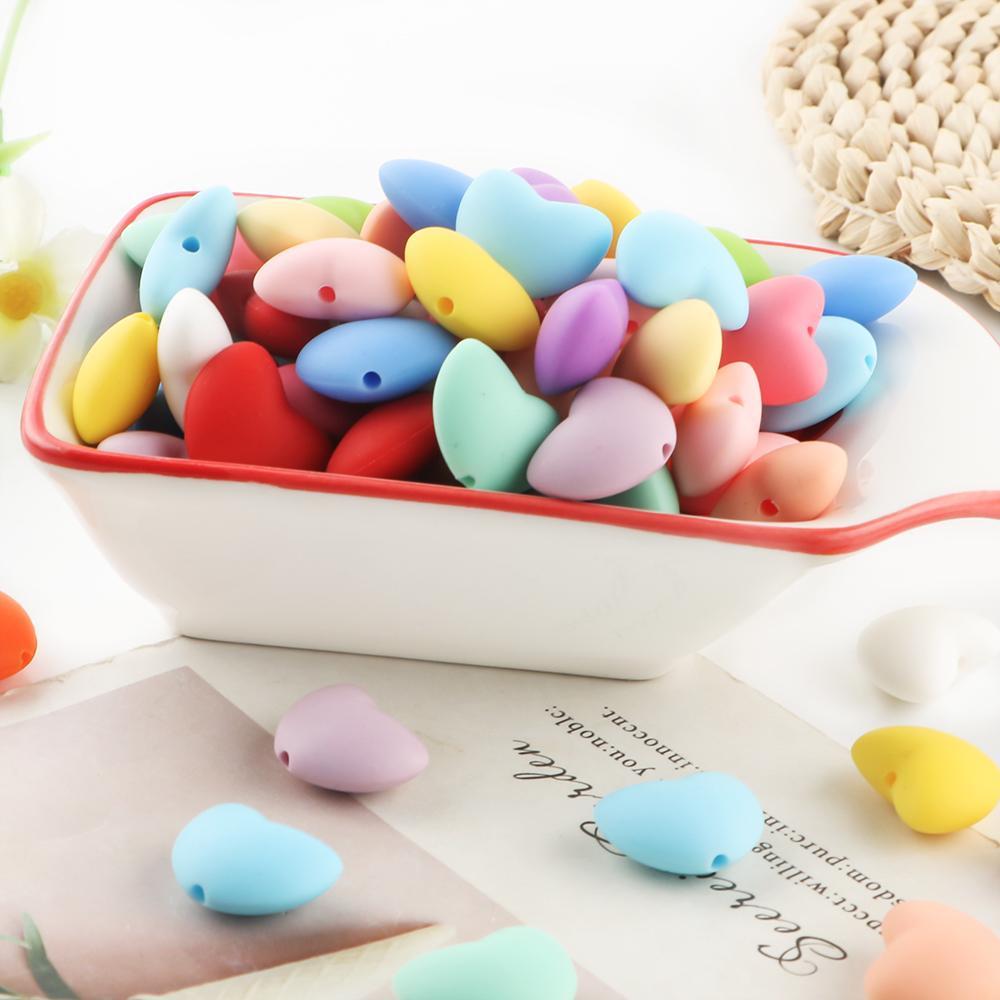 Random Color Silicone Heart Shaped Beads, 30pcs/set Bead Assortment DIY Beads for DIY Handmade Pen, Keychain Pendant, DIY Accessories for Jewelry Making