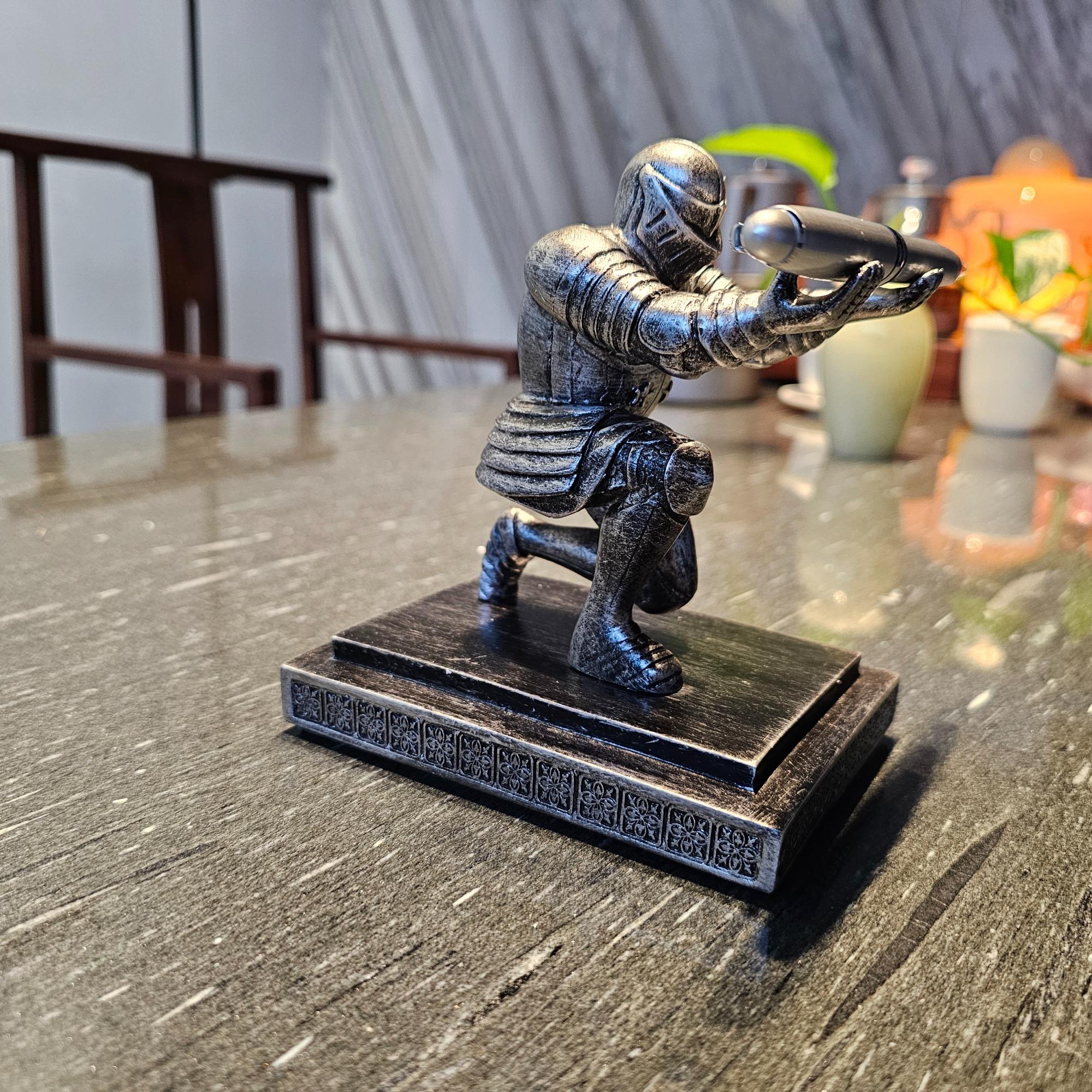 Vintage Knight Design Pen Holder, Creative Desktop Ornament, Desk Organizer for Home Office, Easter Gifts, Gift for Friend & Family