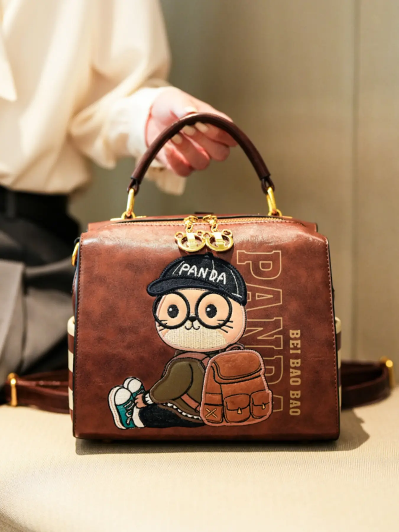 Fashion Cartoon Bear Crossbody Bag, Vintage Large Capacity Handbag, Commuter Versatile Casual Backpack for Women, Crossbody Handbags