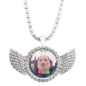 Calling Necklace Funny Pig Meme Pendant for Women Men, Iced Out Rhinestone Wing Chain Jewelry, Waterproof Hypoallergenic Tarnish Resistant Daily Wear Necklace, Trendy Y2K Meme Gift for Best Friends Boyfriend Girlfriend Birthday Christmas