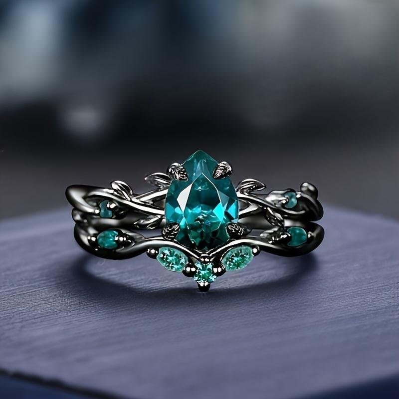 925 Sterling Silver Elegant Gothic Black Ring with Synthetic Emerald Grape Pear Design, Birthday Stone, Christmas Theme, Suitable for Daily and Party Occasions, Seasonal Jewelry Gifts