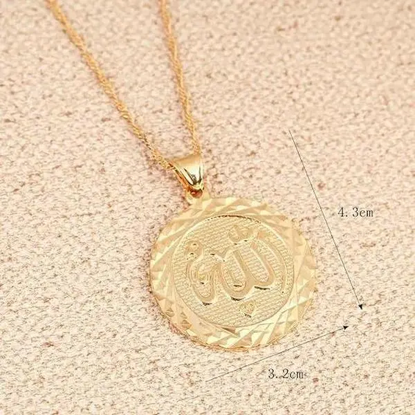 Luxury Vintage Muslim Inspired Pendant Necklace for Women, 24K Gold Plated Copper Round Plate Jewelry, Elegant High End Gift for Girlfriend, Stylish Daily & Party Wear Accessory