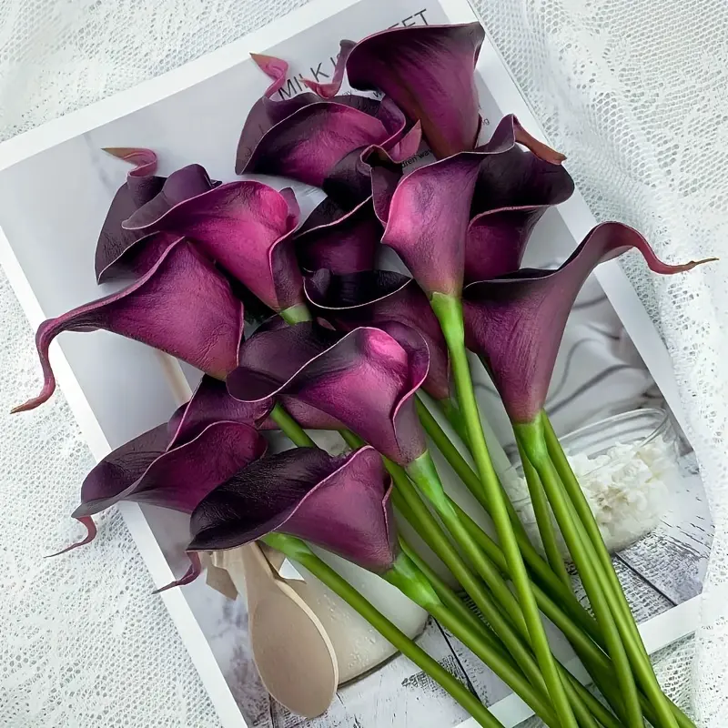 8 pieces of simulated horseshoe lotus bouquet - for weddings, parties, home decor, Realistic touch, maintenance free artificial flower, Decorative flowers, Multi functional embellishment, dark series suitable for Halloween home decor
