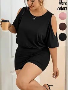 Plus-Size One-Piece Cold-Shoulder Short-Sleeve Ruched Bodycon Mini Dress, Sexy Y2K Streetwear Style in Soft Draped Fabric with Figure-Flattering High-Waist Ruched Skirt, Perfect for Curvy Women and Brunch Dates
