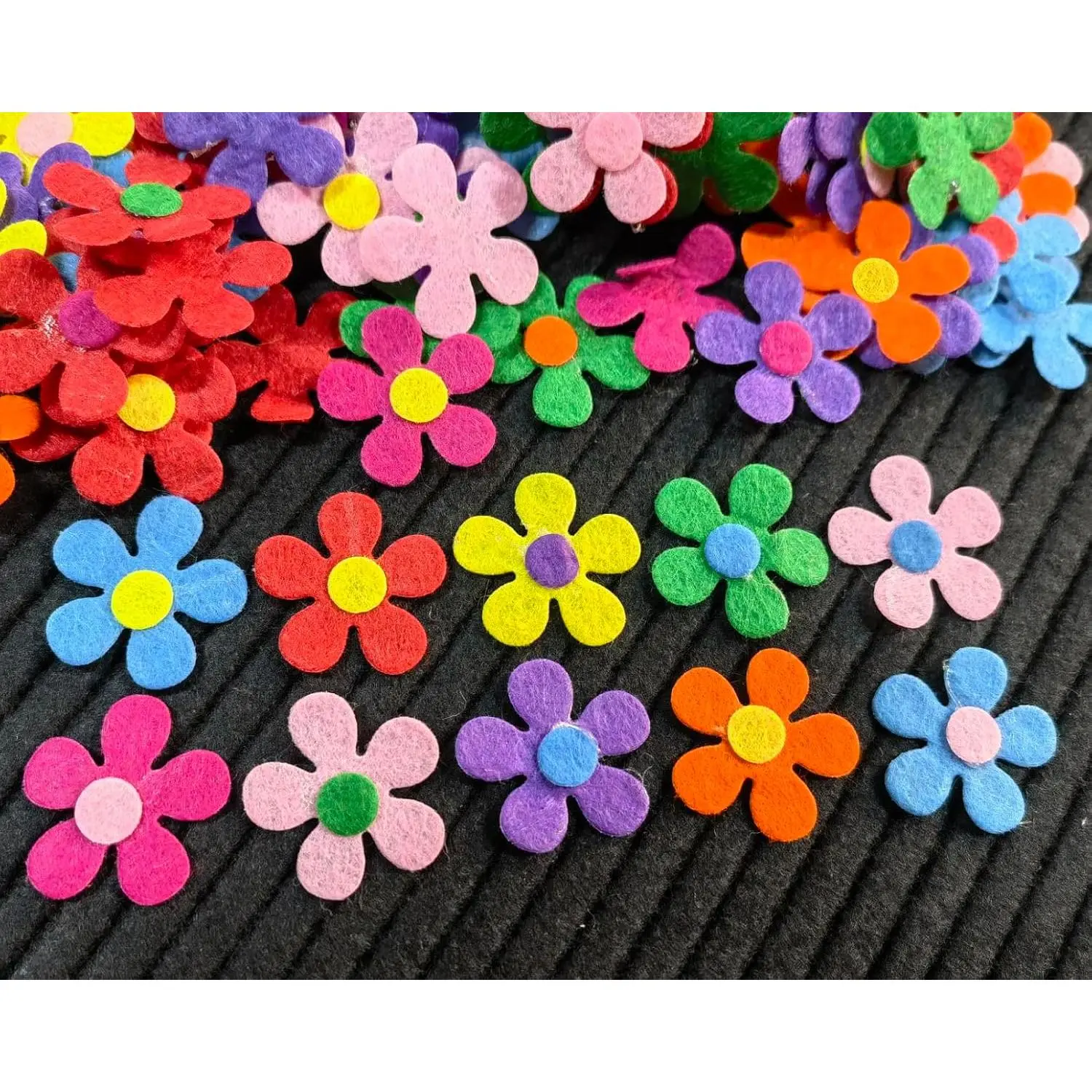 200 count Felt Flower Fabric Flower Embellishments DIY Crafts Scrapbooking,1 1/8 Inch Mix Color