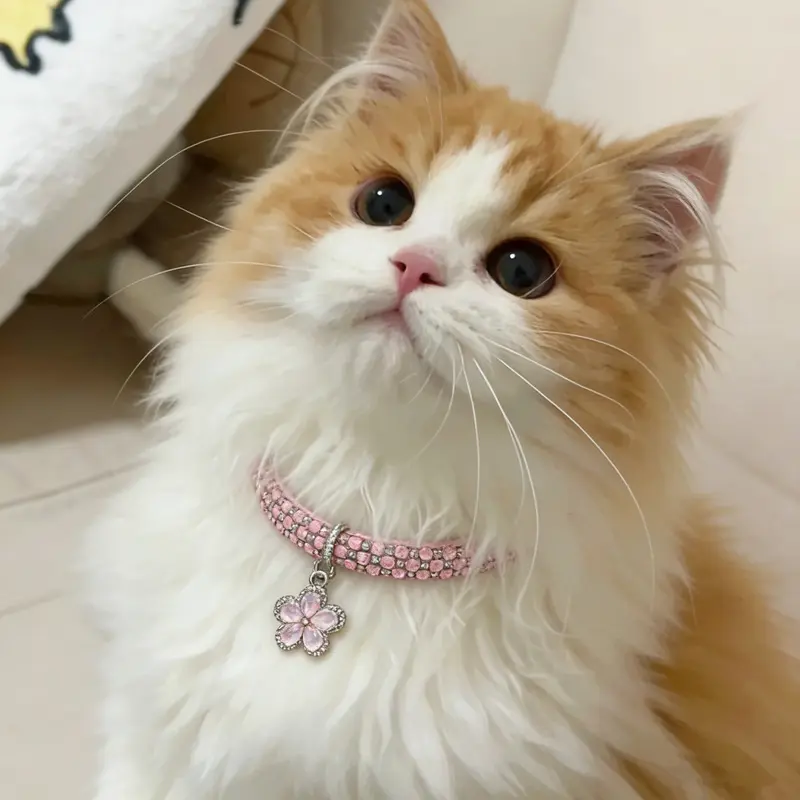 1pc Rhinestone Bow Pet Collar, Fully Encrusted Rhinestone Chain with Sparkling Rhinestone Bow Pendant, Adjustable Length for Small to Medium Dogs/Cats, Sweet and Sparkling, Delicate and Non-Choking, Eye-Catching for Daily Walks or Photoshoots