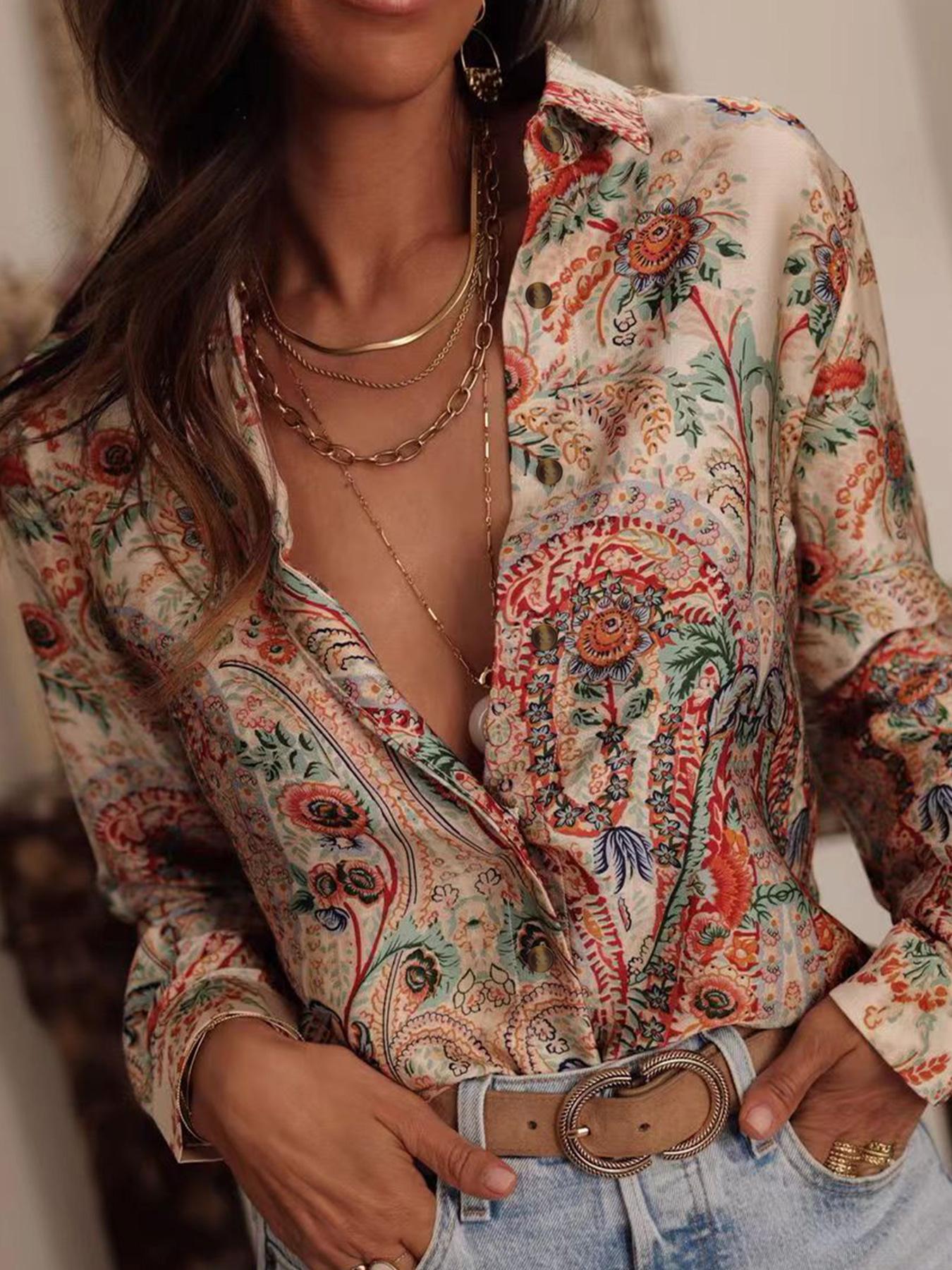 Women's All Over Print Fitted Blouse, Casual Classy Fashion Long Sleeve Button Closure Top for Daily Wear, Ladies Clothes for All Seasons, Shirts