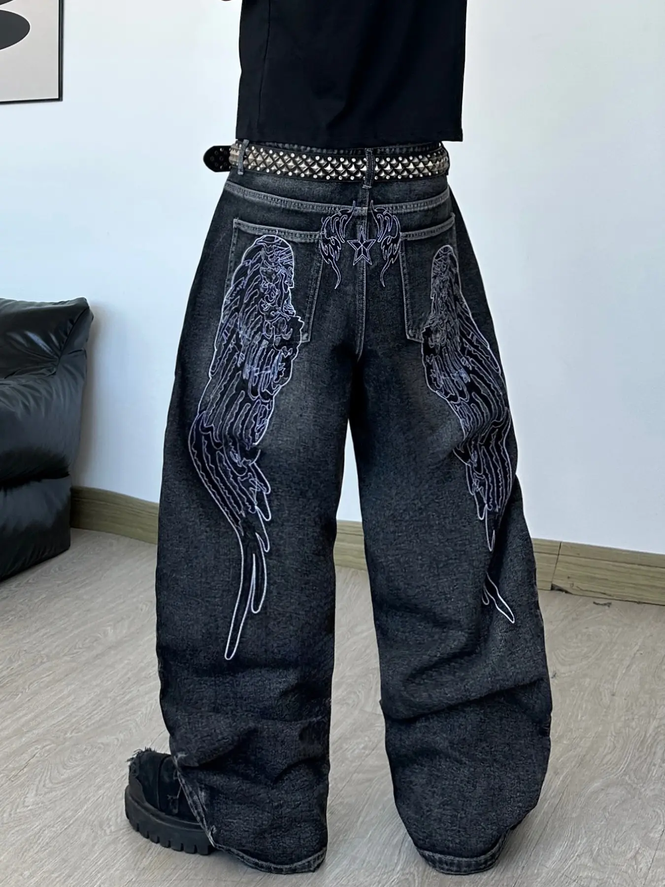 Men's Street Style Embroidered Wide Leg Jeans, Loose Fit Y2K Long Pants, Distressed Denim, All Seasons, Multiple Sizes Available