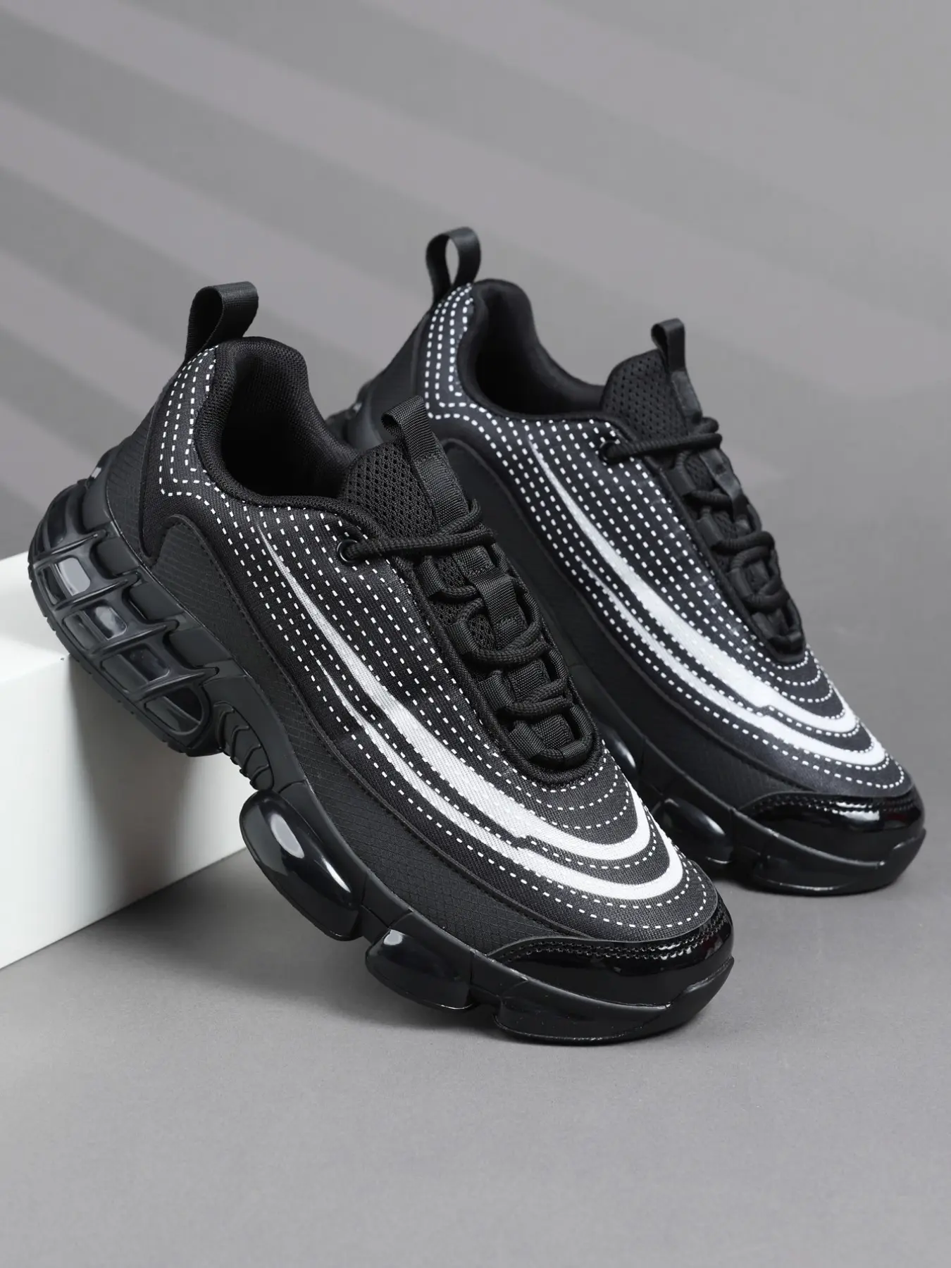 Men's Reflective Stripe Air Cushion Sneakers, Breathable Mesh, Transparent Air Pad, Casual Night Run Commute Shoes, All Seasons, Cushion Running Sneakers