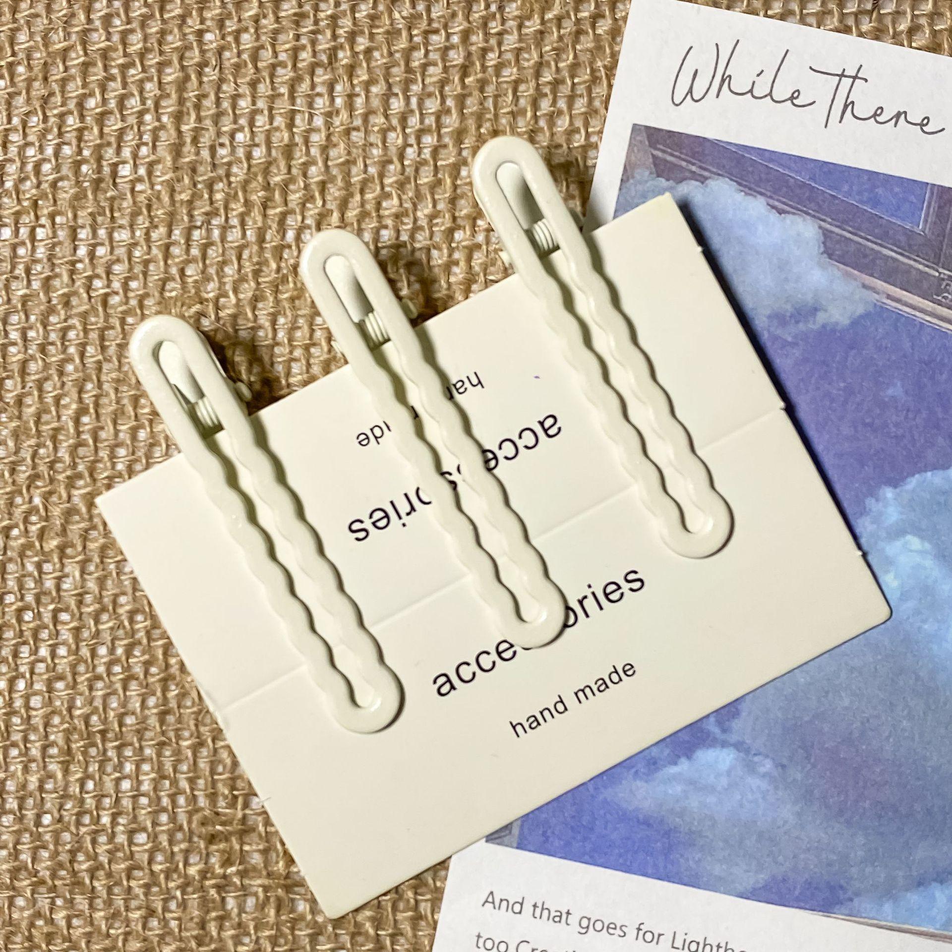 (Random Default Gift) 6cm Duckbill Clip Hairpin DIY Base Wave Clip Broken Hair Clip Bangs Clip Seamless One-word Clip Non-damaging Hair Accessories (Random Default Gift) 6cm Duckbill Clip Hairpin DIY Base Wave Clip Broken Hair Clip Bangs Clip Seamless One-word Clip Non-damaging Hair Accessories