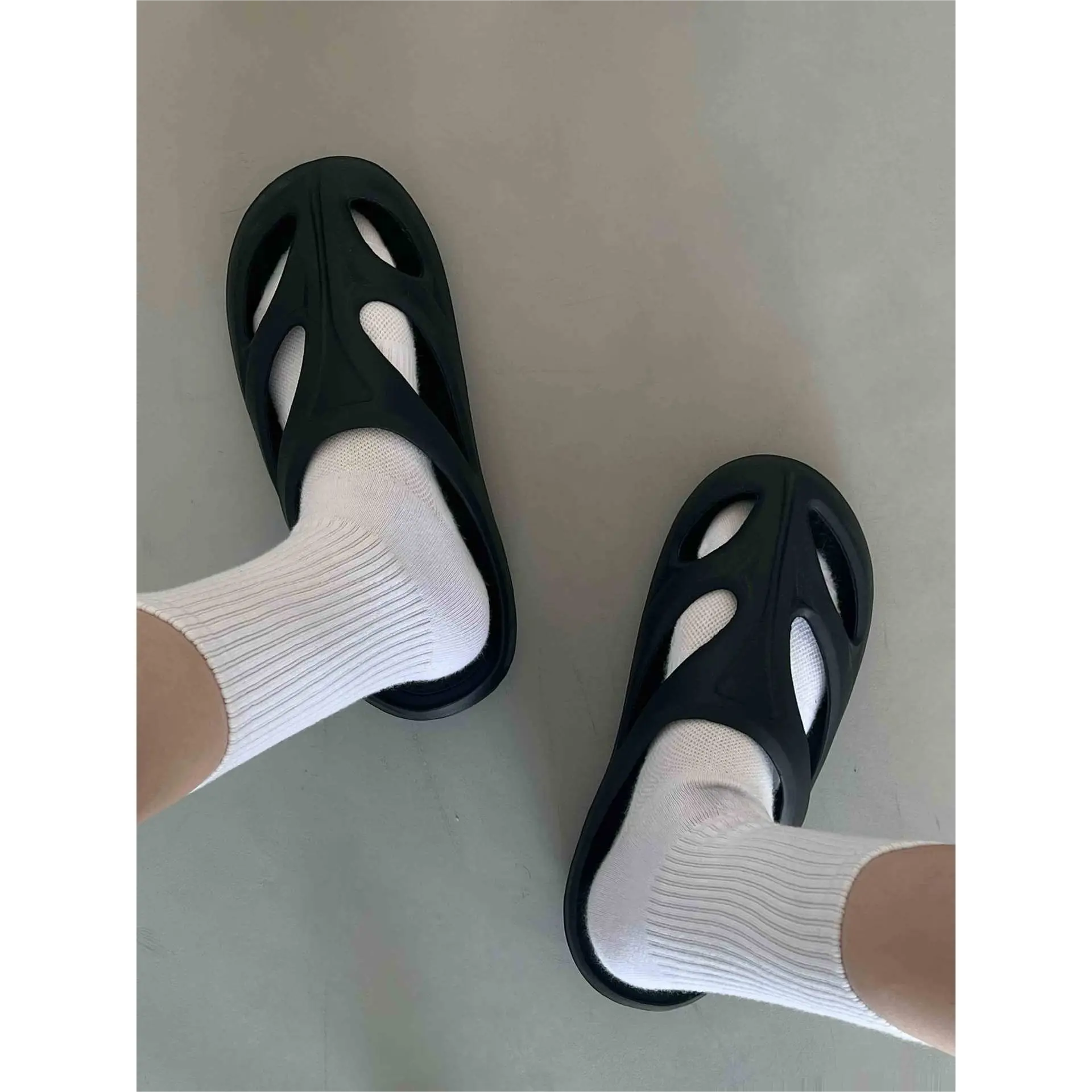 2026 New Lightweight & Soft Cut-out EVA Water Sandals – Non-slip, Quick-drying, Unisex Beach & Stream-trekking Footwear
