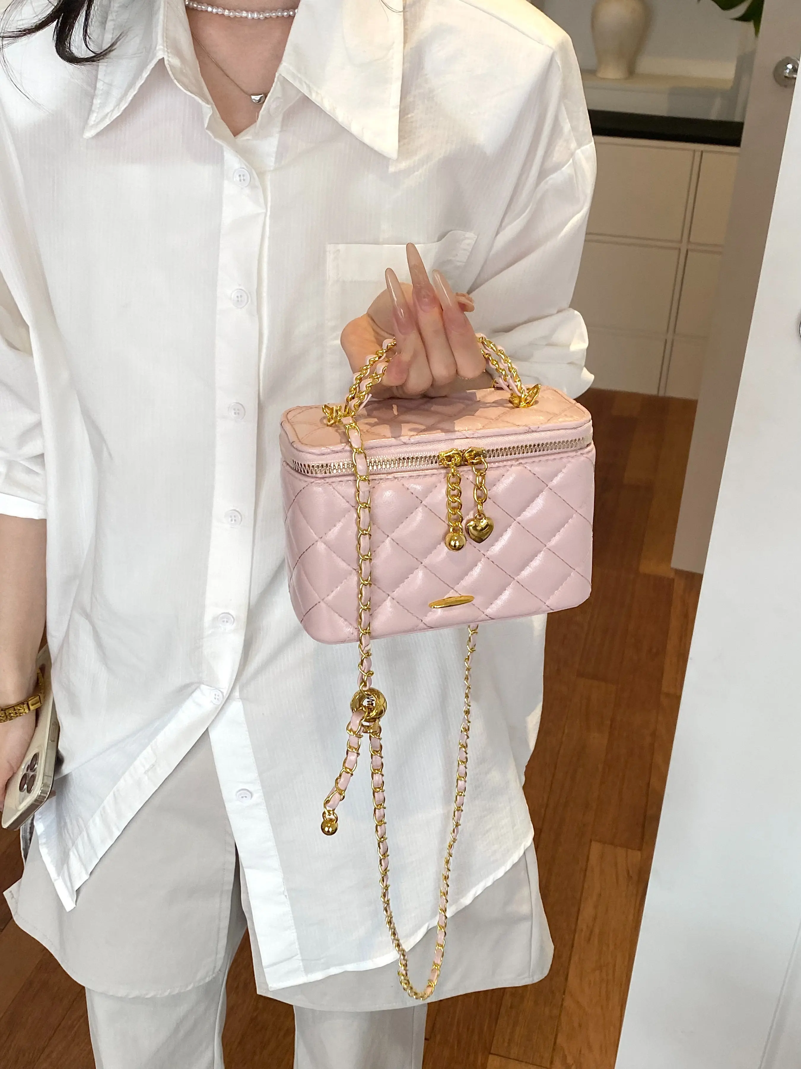 Fashion Rhombus Mini Box Handbag, Women's Luxury Gold Chain Crossbody Bag, Heart Charm Adjustable Metal Bead Chain, Small Makeup Bag for Dates Parties Daily Use, Fashionable Bags