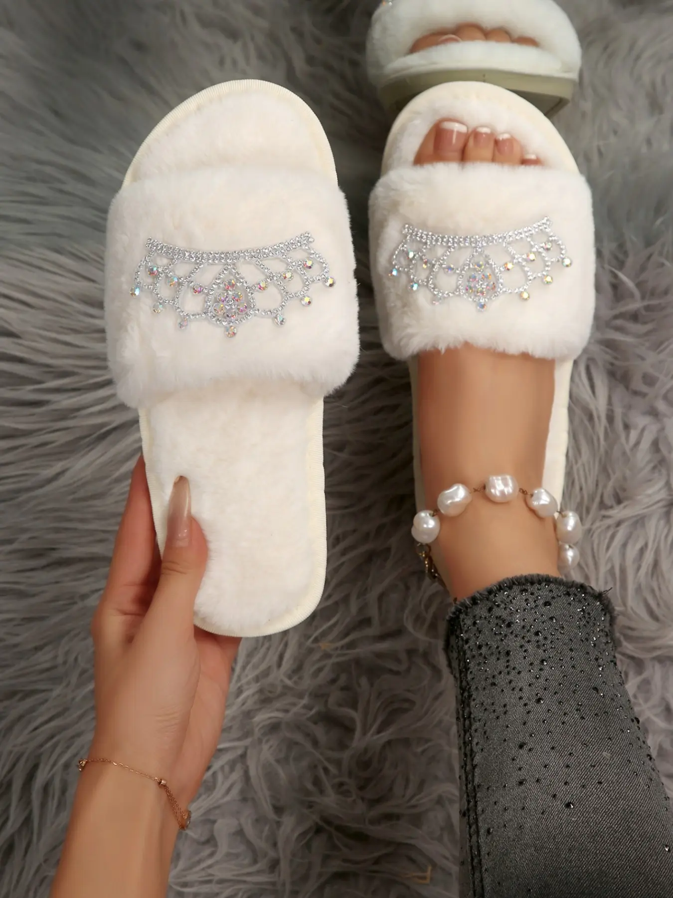 Waterfall Crown Velvet Slippers, Soft Textile Upper, Eva Sole, Low Heel, Non-Slip, Breathable Design, Ideal for Home Wear