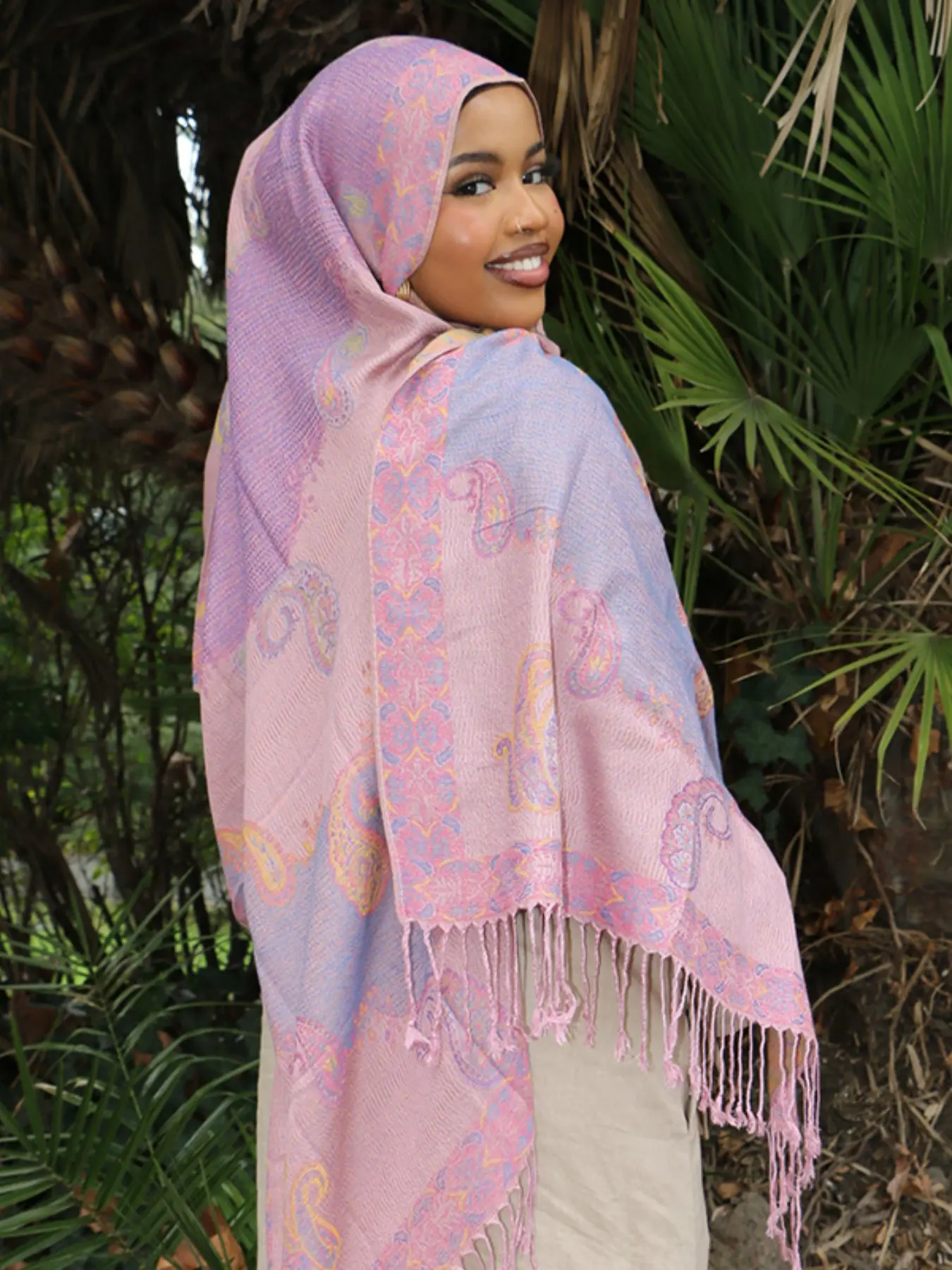 Women's Pastel Paisley Pattern Hijab, Muslim Headscarf Cover, Woven Jacquard Long Scarf, Spring Autumn Daily Wear, Elegant Wrap Shawl for Ladies