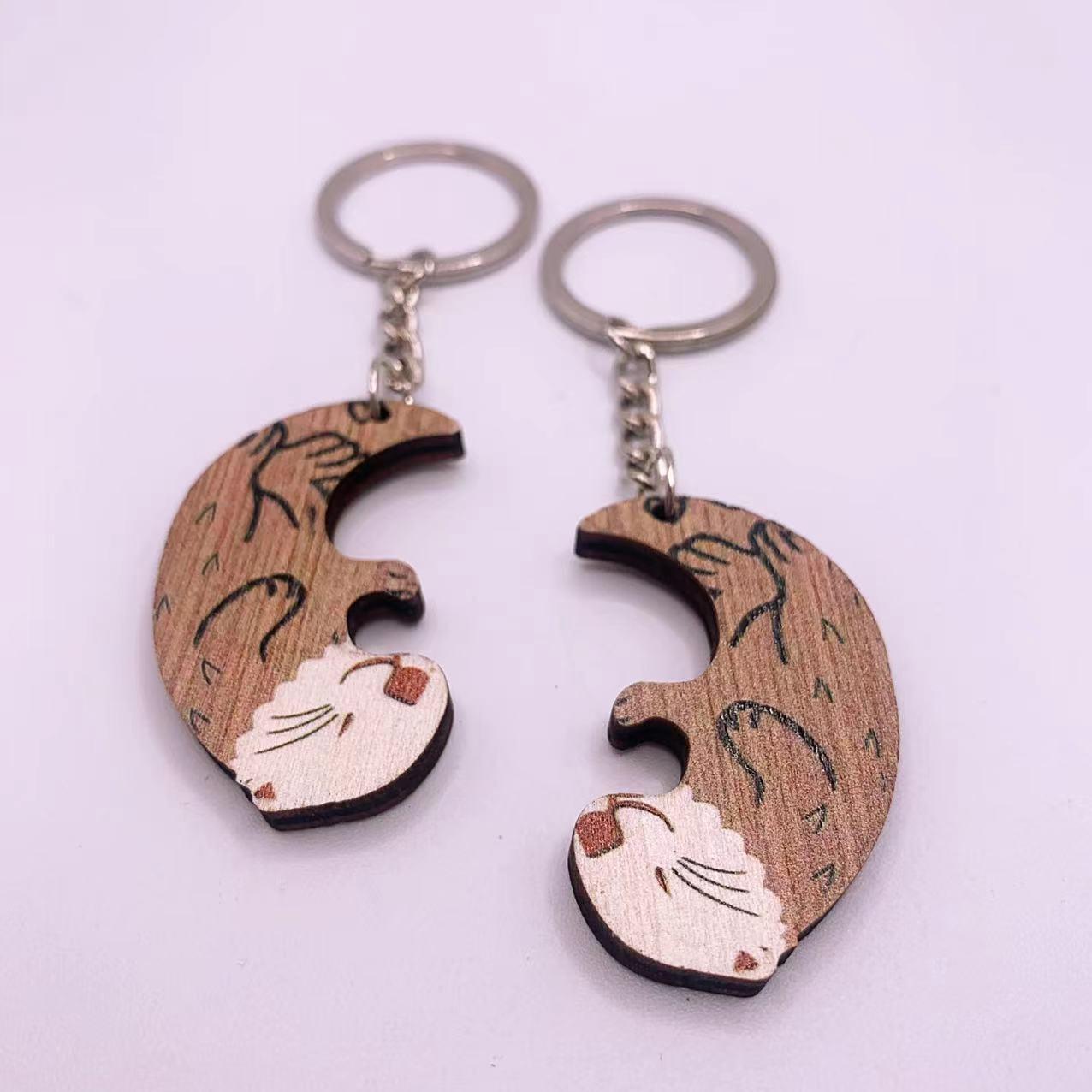 Otter Couple Design Keychain, Wooden Keychain, Cute Keychain for Couple, Keychain Kawaii, Matching Puzzle Keychain for Bag Car Phone, Fashion Accessories for Men & Women