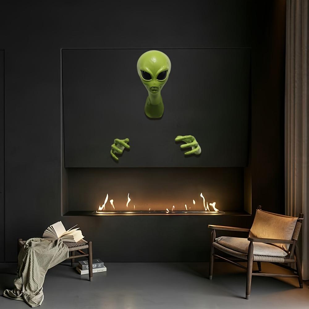 3D Alien Head & Hand Design Wall Mounted Decor Creative Wall Hanging Ornament, Wall Art Decor for Home Living Room Bedroom, Poster, Wall Art Decoration