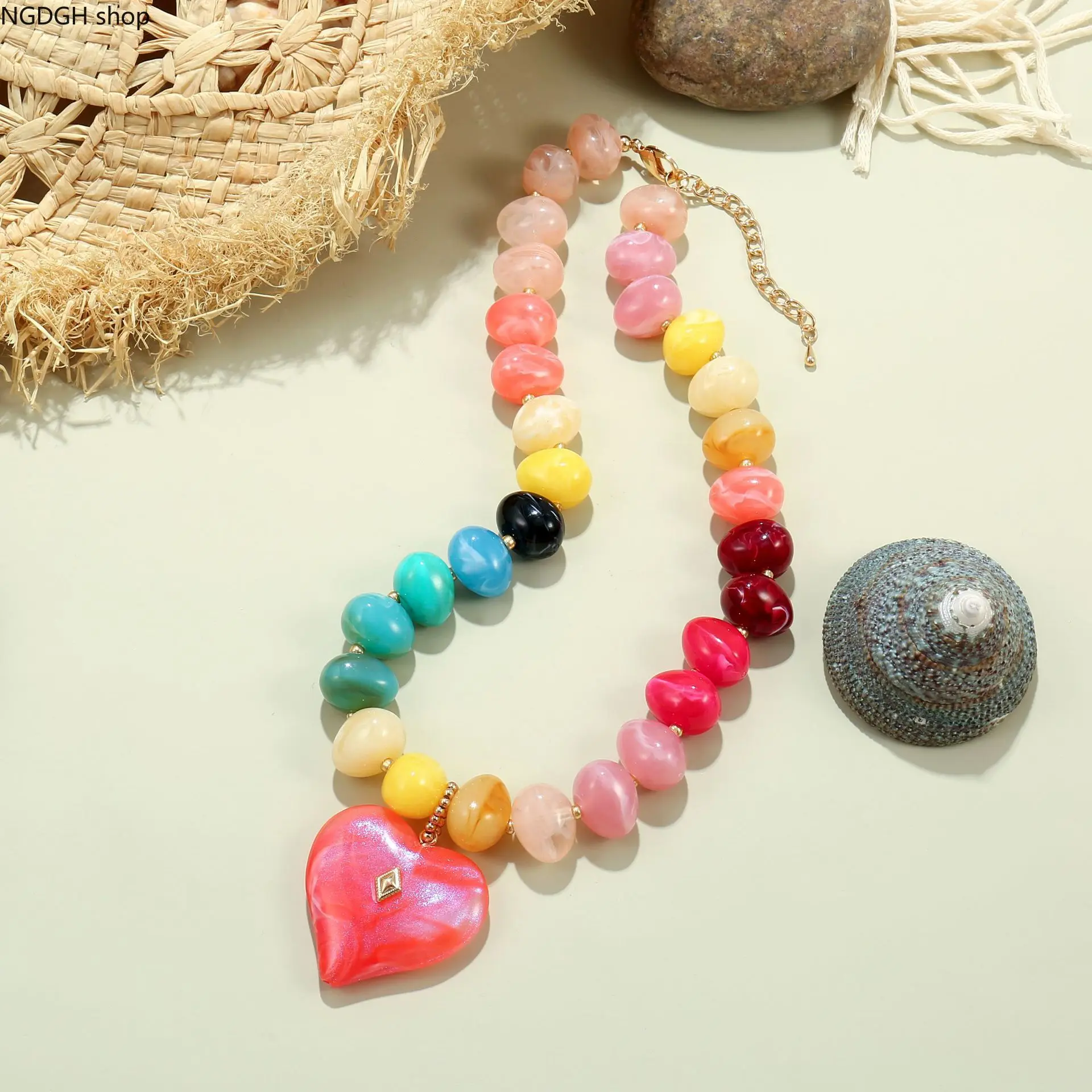 BeadedChokerNecklace,Y2KRainbowMarbleBeadHeartPendantNecklace,ColorfulIrregularAcrylicBeachCollar,AdjustableExtensionChain,GlossyMarbleTexture,BohoVacationFestivalDailyStreetLayeredStatementJewelryForWomen