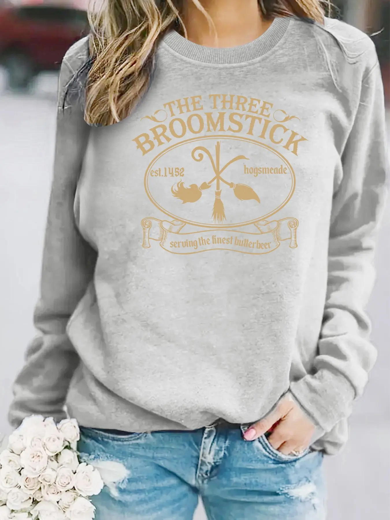 Women's Harry Potter Three Broomsticks Graphic Round Neck Fleece Sweatshirt, Casual Long Sleeve, All-Season Comfort