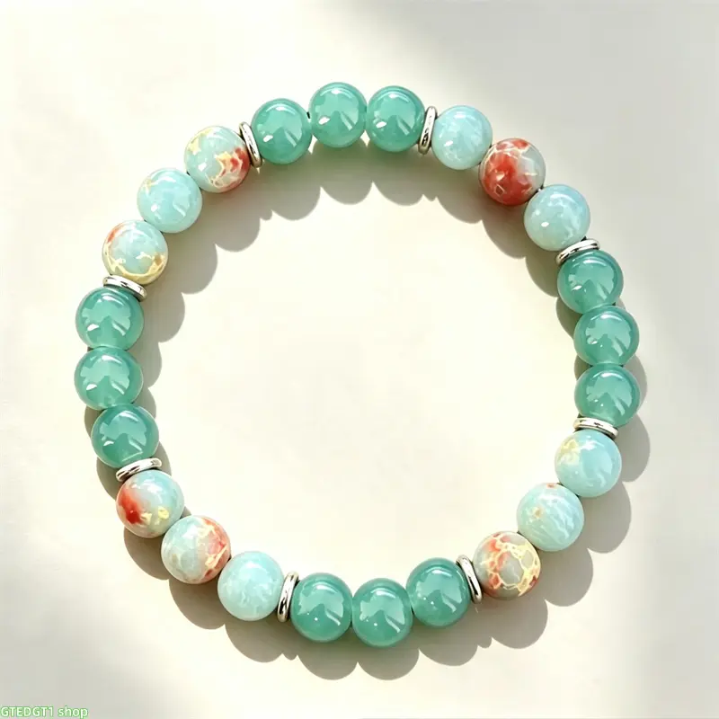 This blue-green bracelet helps enhance mental clarity. With its healing properties, this crystal makes a thoughtful gift for friends, family, or students, and is an ideal choice for daily wear and meditation practice.