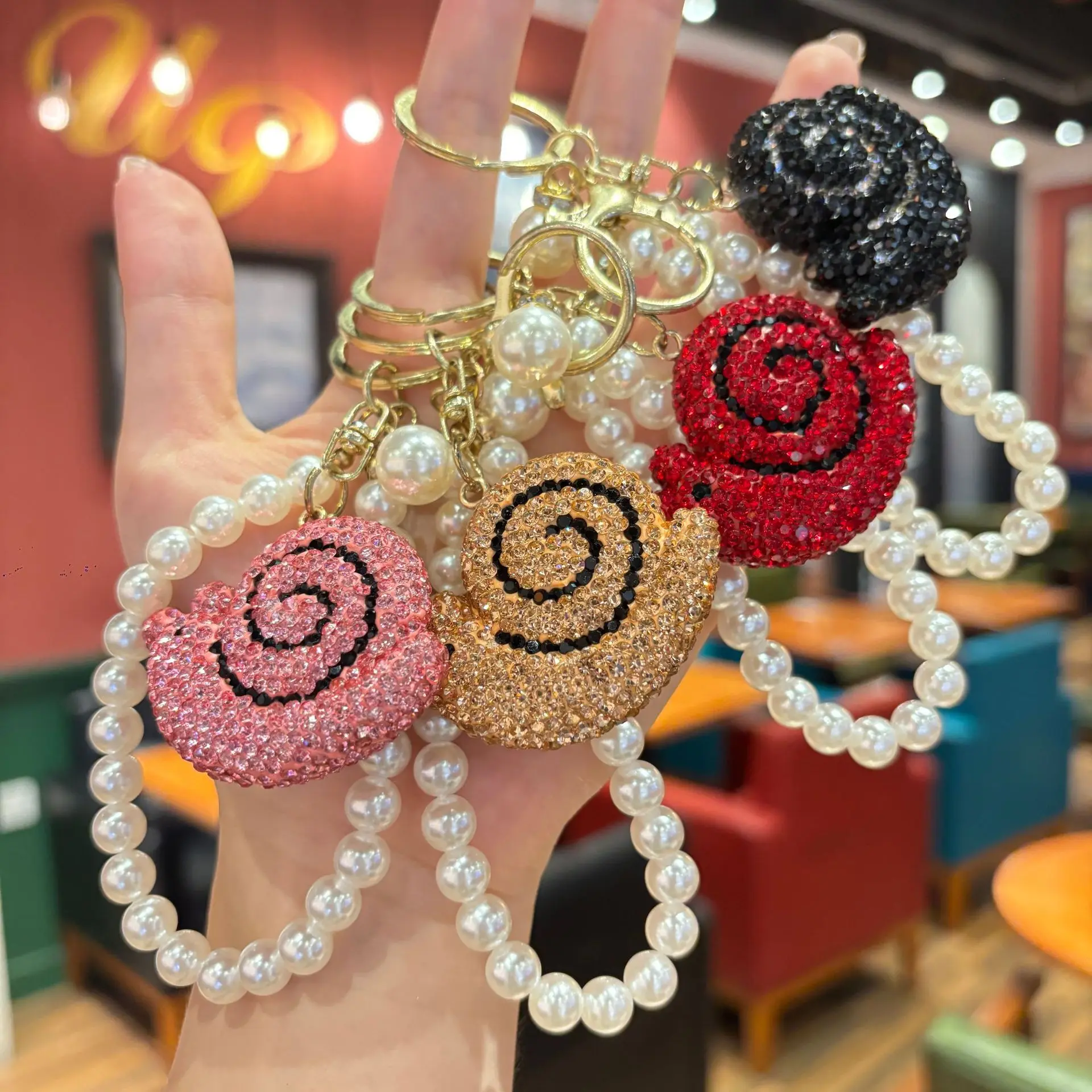 Aesthetic Cottagecore Clay Snail Alloy Charm Keychain - Sparkly Rhinestones Chain Link Accessory with Pearl Accent, Bag Chains and Charms for Women, Car Key Ring Backpack Luggage Decor, Decorative Keyring