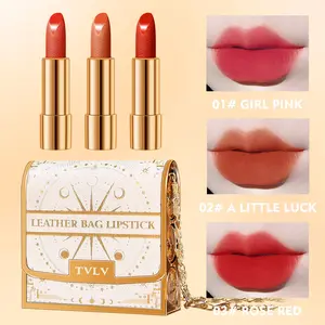 Universal Lip Kit, All-In-One Lipstick and Gloss Set, Suitable for All Skin Tones, Perfect for Any Makeup Look, Essential Beauty Essentials