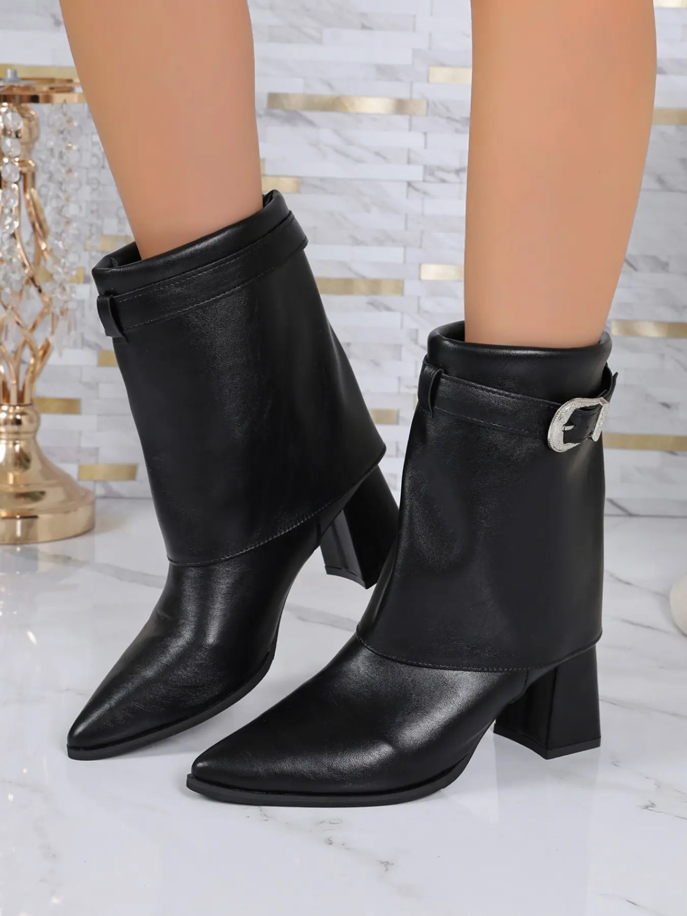 Vintage Cuffed Ankle Boots, Pointed Toe Thick Heel Design, Buckle Detail, Sleek Fit, Suitable for Office and Daily Wear, Fall Winter Fashion