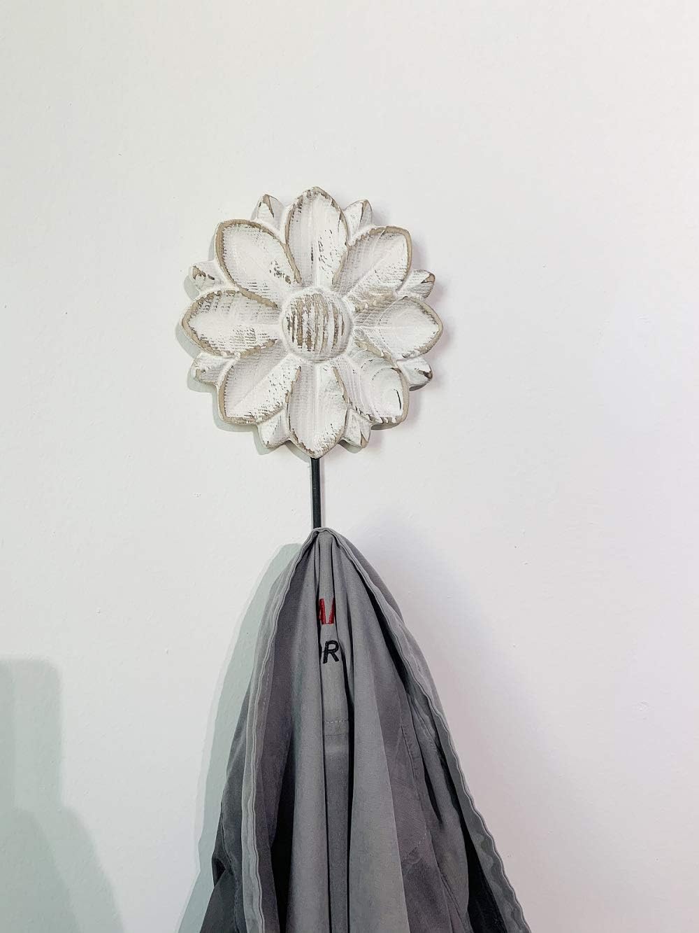 Decorative Wall Mounted Flower Hooks, White Distressed  Hanging Hooks, Farmhouse Boho Coat Rack for Hanging Things, Towels, Purse