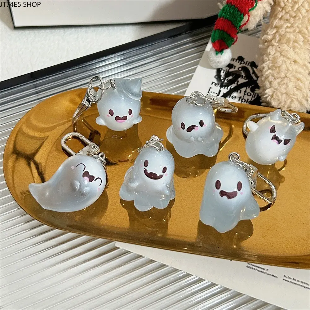 Cute Luminous 3D Ghost Keychain, Creative Funny Halloween Doll Pendant, Trendy Ins Style Bag Accessory