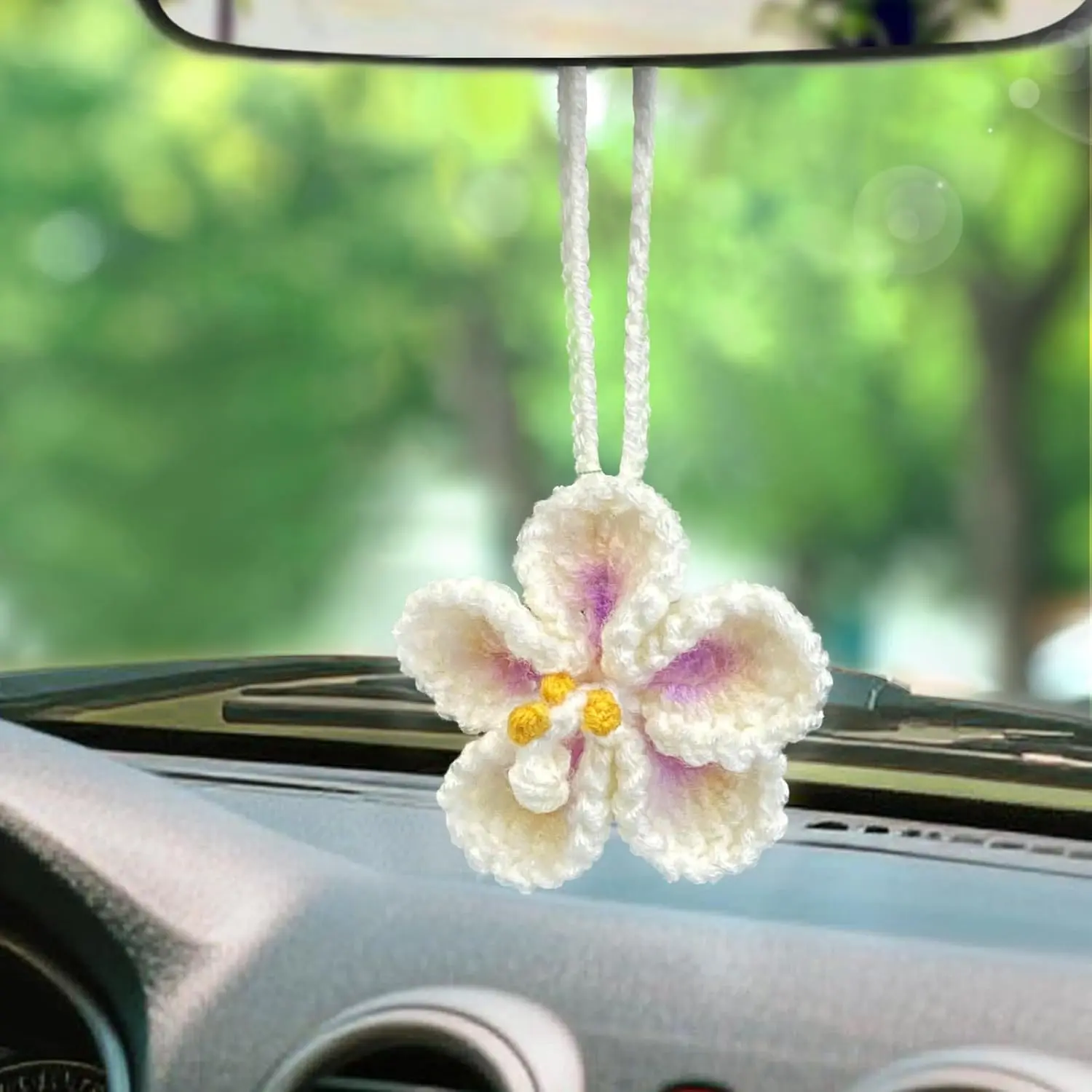 Crochet Hibiscus Flower   Accessories for Women, Hawaiian Tropical Flower Ornament,Cute Crochet  for  Rearview Mirror Decor,Bag Charms Gifts(White Hibiscus)