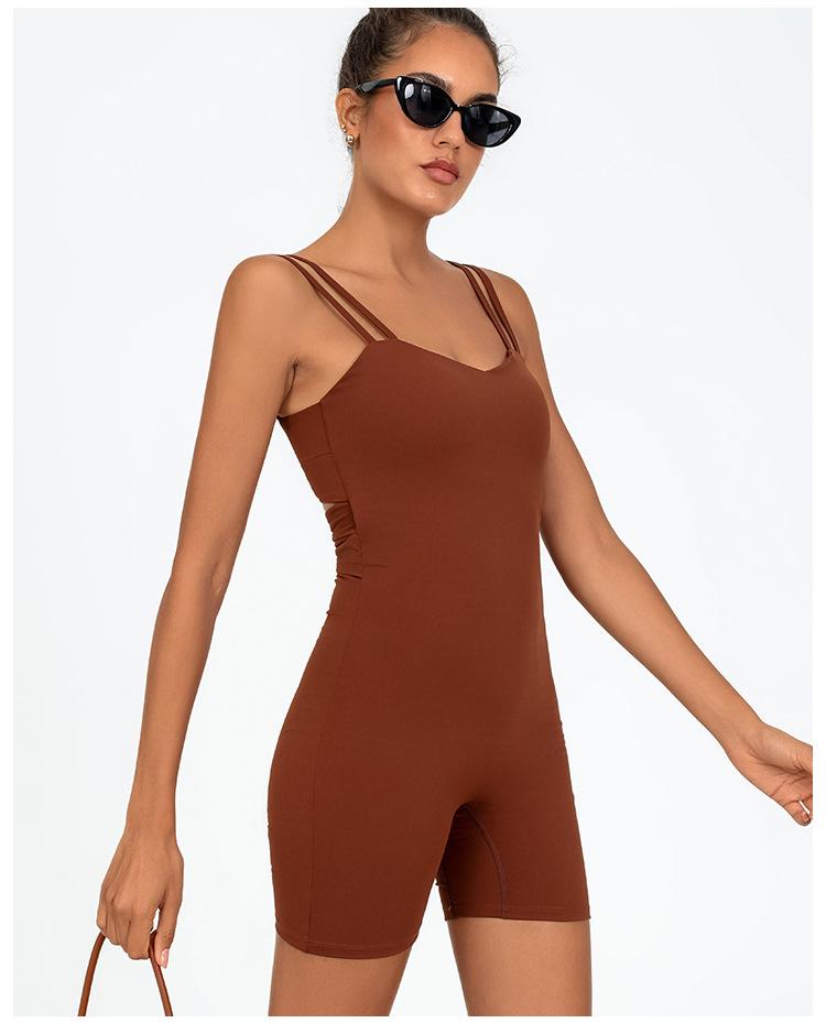 Women's low-cut sexy yoga jumpsuit, breathable and quick-drying, with a beautiful back and cross-strap design to lift the buttocks, suitable for running, yoga, and fitness