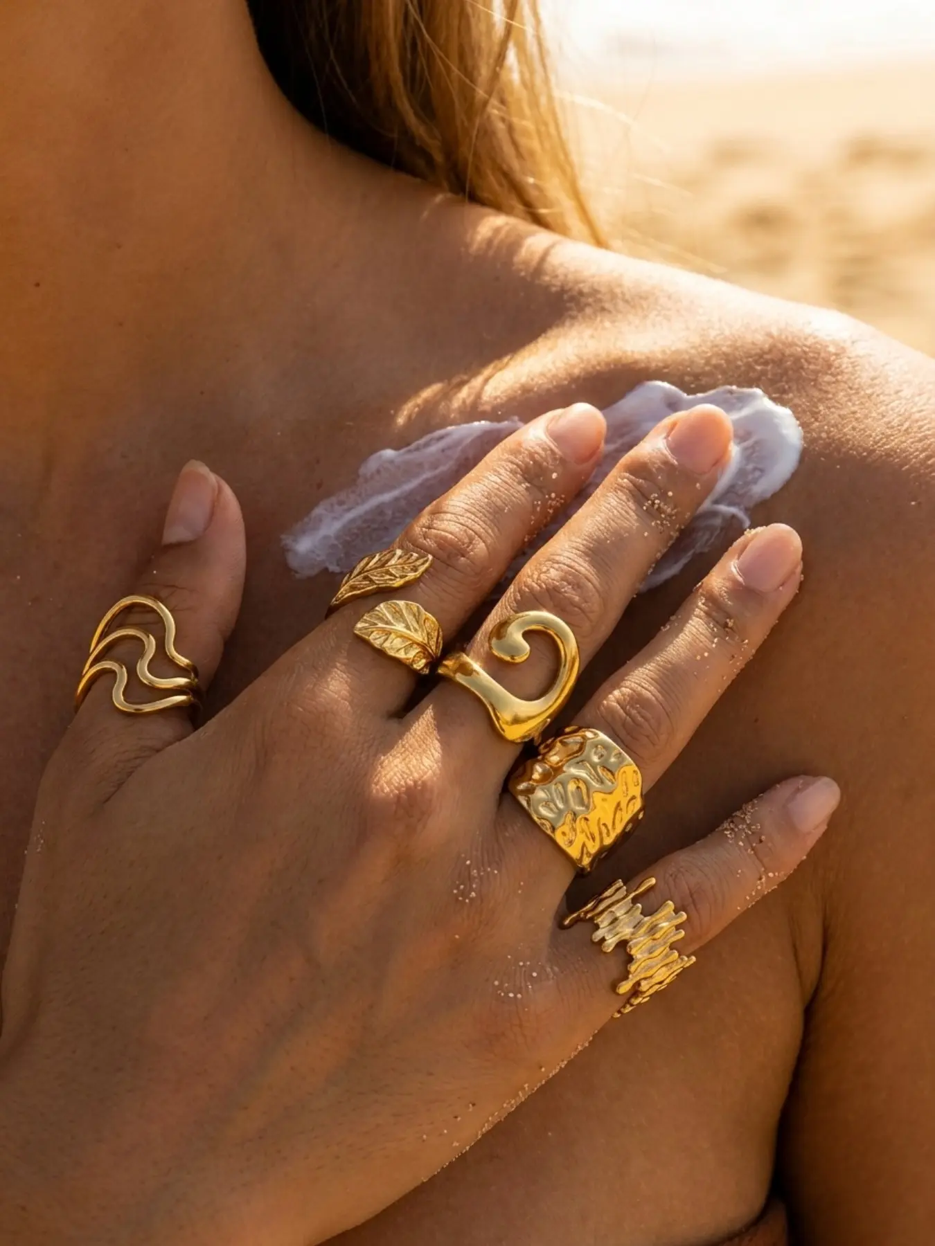 5 Pcs Stainless Steel Gold Ring Set Non-Tarnish Waterproof Chunky Molten Organic Stacking Rings for Women Hypoallergenic Jewelry Fashion Rings
