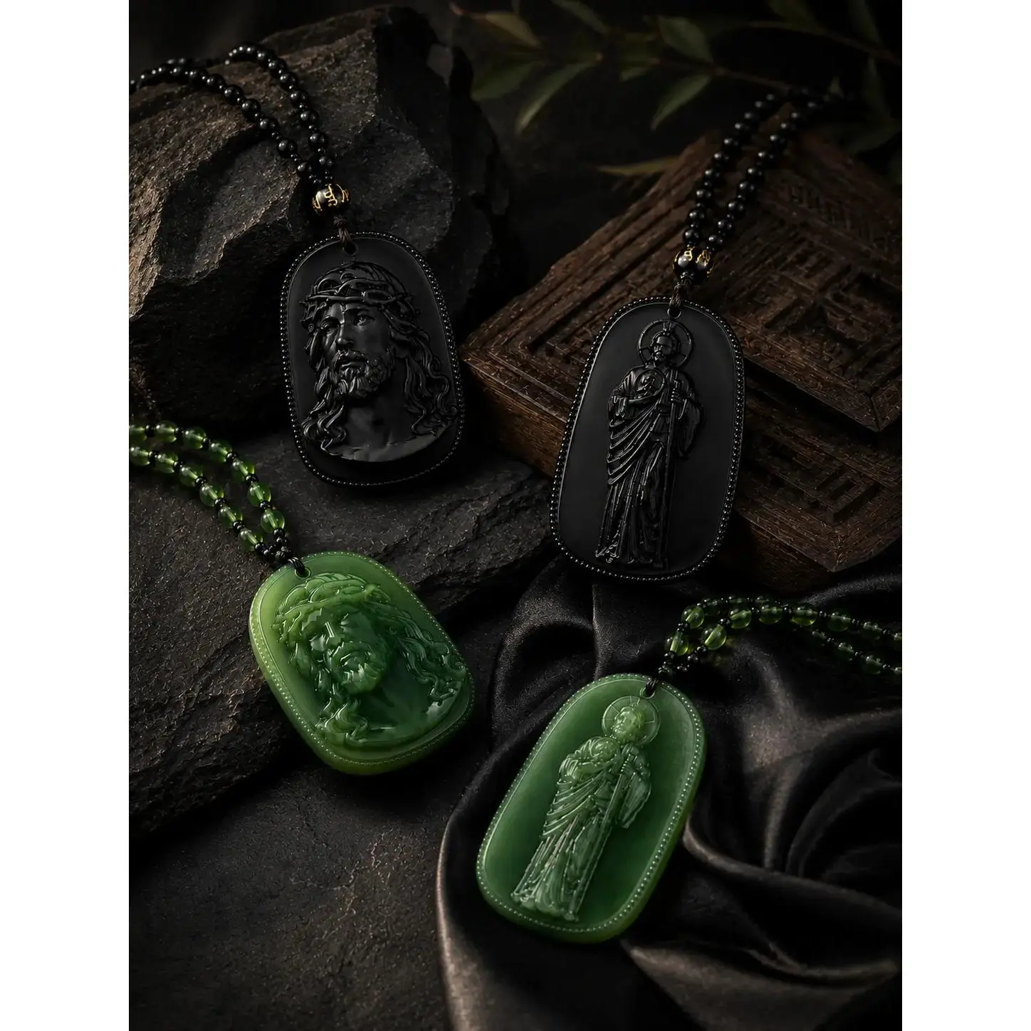 Vintage Religious Green Glass Beaded Necklace - Carved Jesus Pendant Chain Jewelry, 62cm Hypoallergenic Faith Gift for Women, Casual Daily Costume Jewelry, Birthday Beaded Necklaces, Chain Jewelry Necklaces