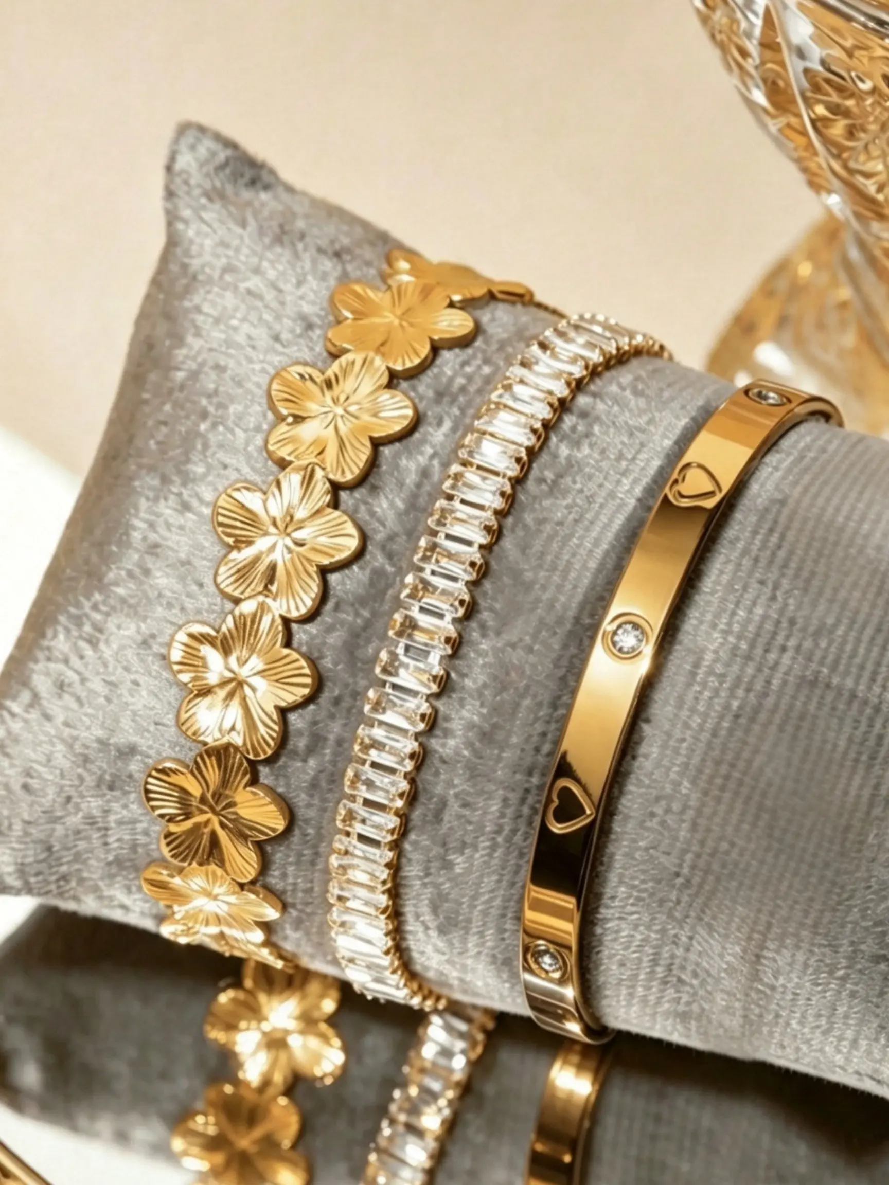 3-Piece Luxury Stainless Steel Diamond-Embedded Clover and Star Bracelet Set, Vintage Elegant Women's Jewelry, Perfect for Daily Wear, Gifts, Parties, Christmas, Stainless Steel Bracelets
