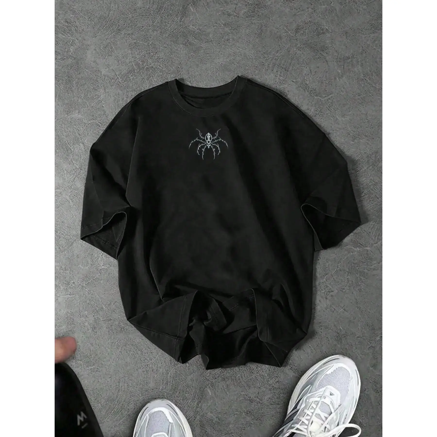 Men's Gothic Spider Print Casual Crew Neck 100% Cotton Graphic T-Shirt - Loose-Fit, Stretch, Breathable, Sweat-Wicking, Machine Wash, All Seasons, Graphic T Shirts, Printed Image, Garment, Cloth, Classic, Menswear, Round Neck, Tops, Graphic Tee Embroidere