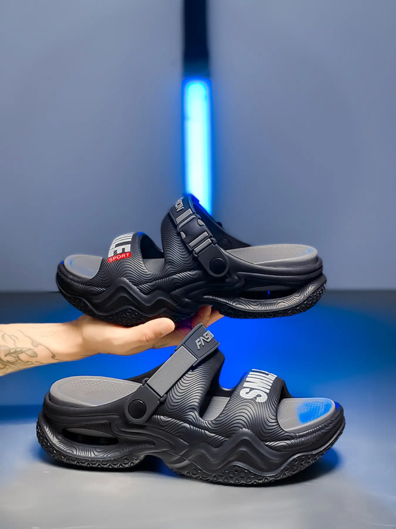 Men's Fashion Sandals 2026 Summer New Eva Cushion Dual Buckle Thick Sole, Waterproof Anti-Slip Durable Outdoor Trendy Beach Shoes